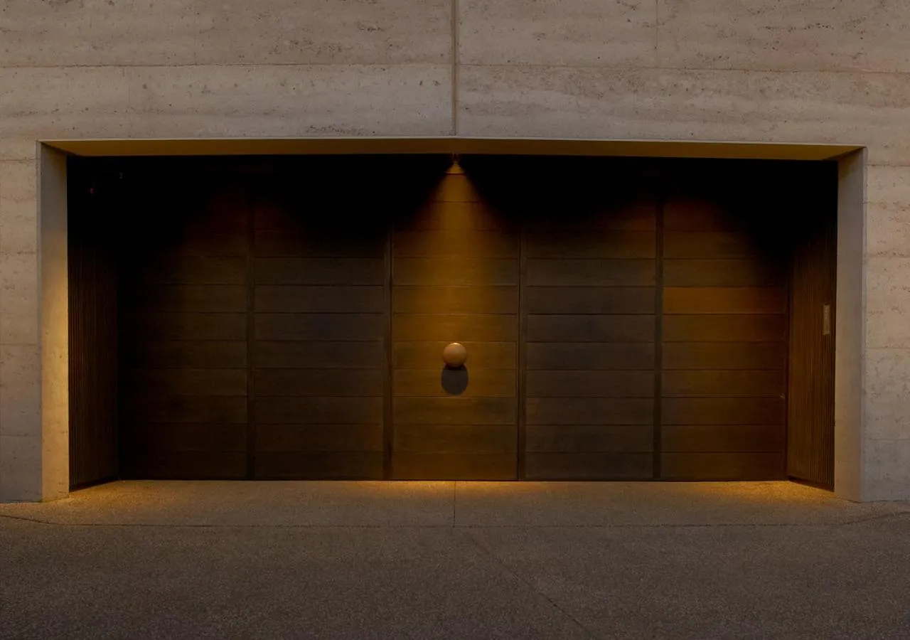 Facade/entrance in Port Phillip Estate