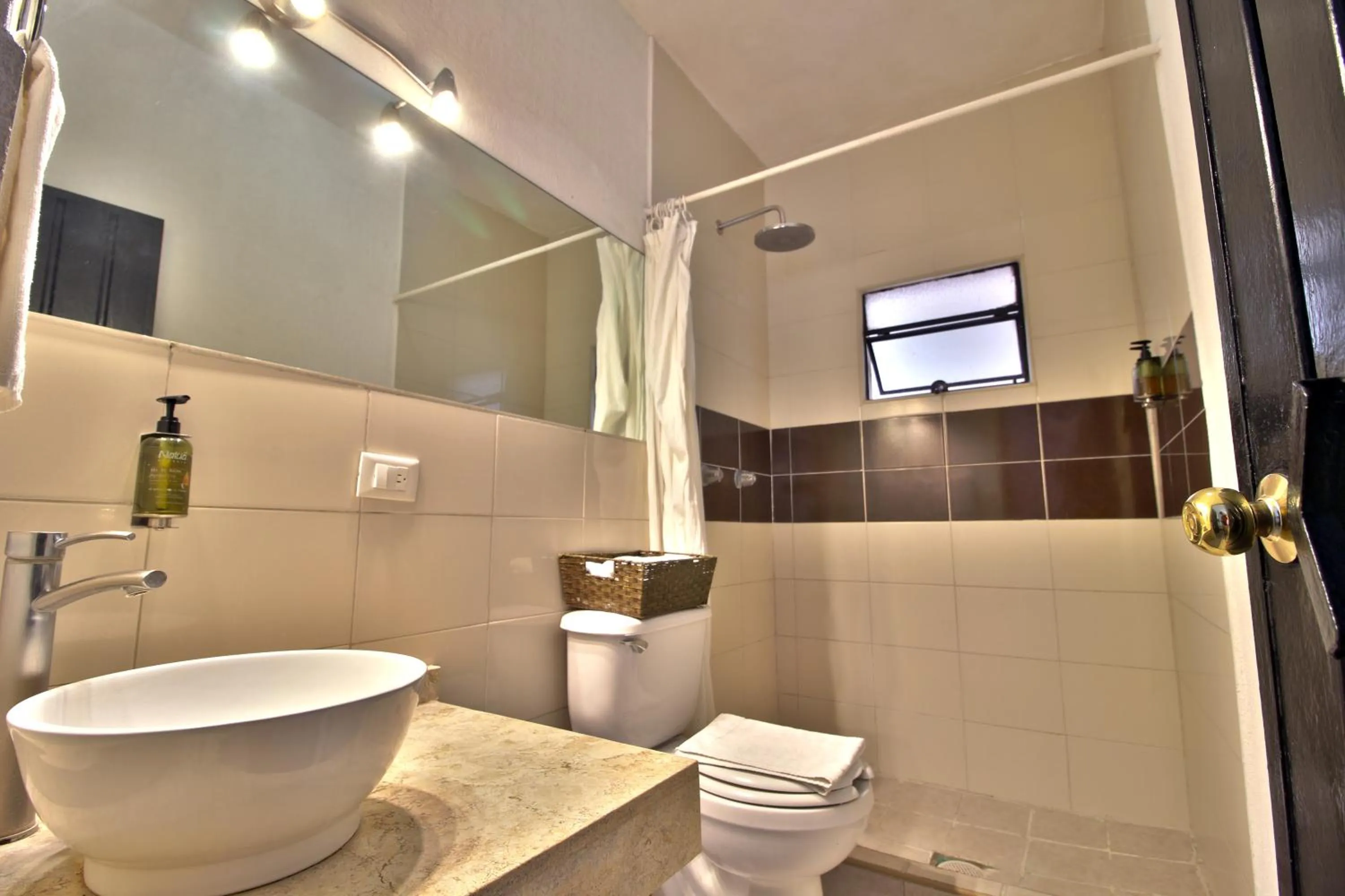 Bathroom in Hotel Punto 79