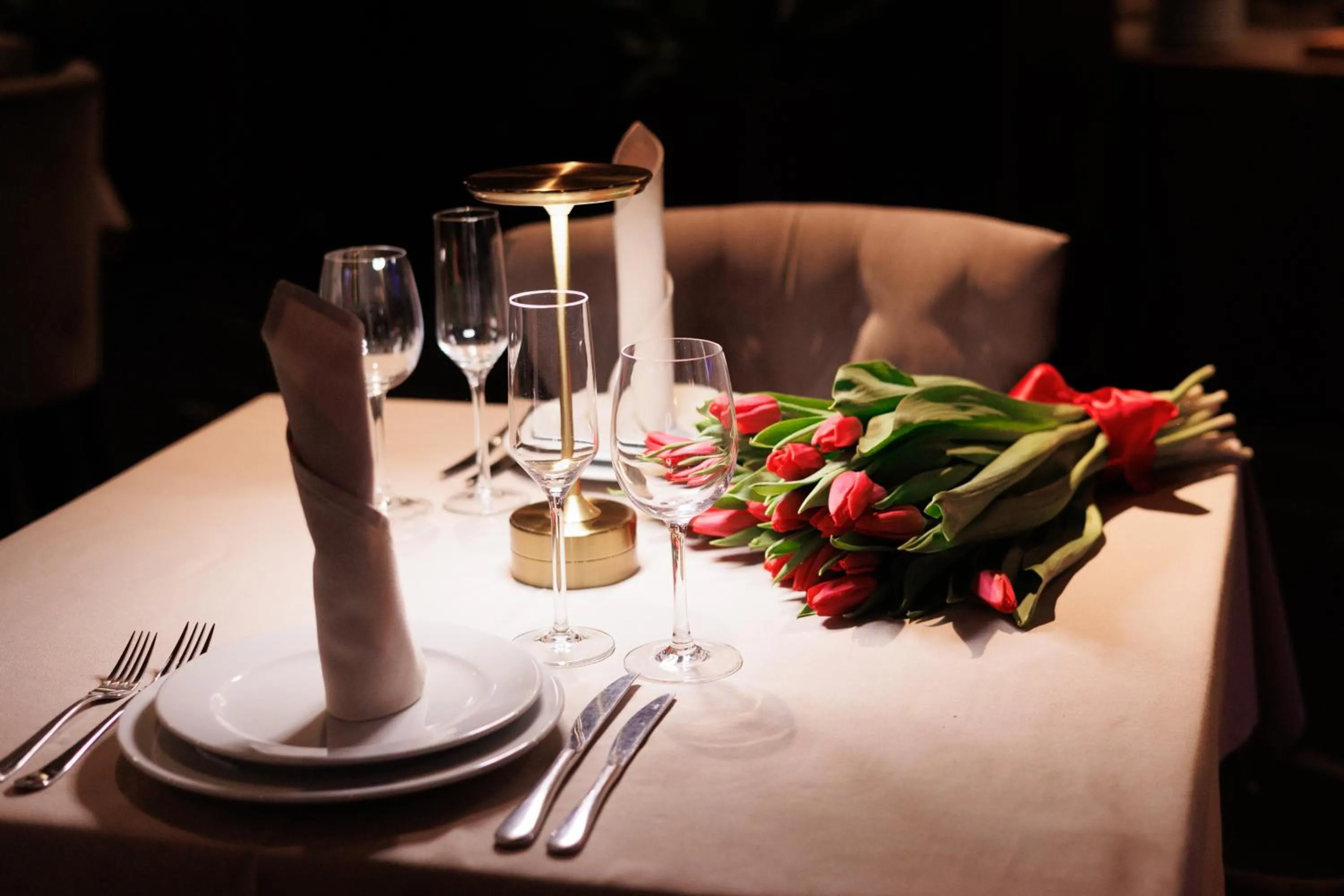 Restaurant/places to eat in LH Hotel&SPA