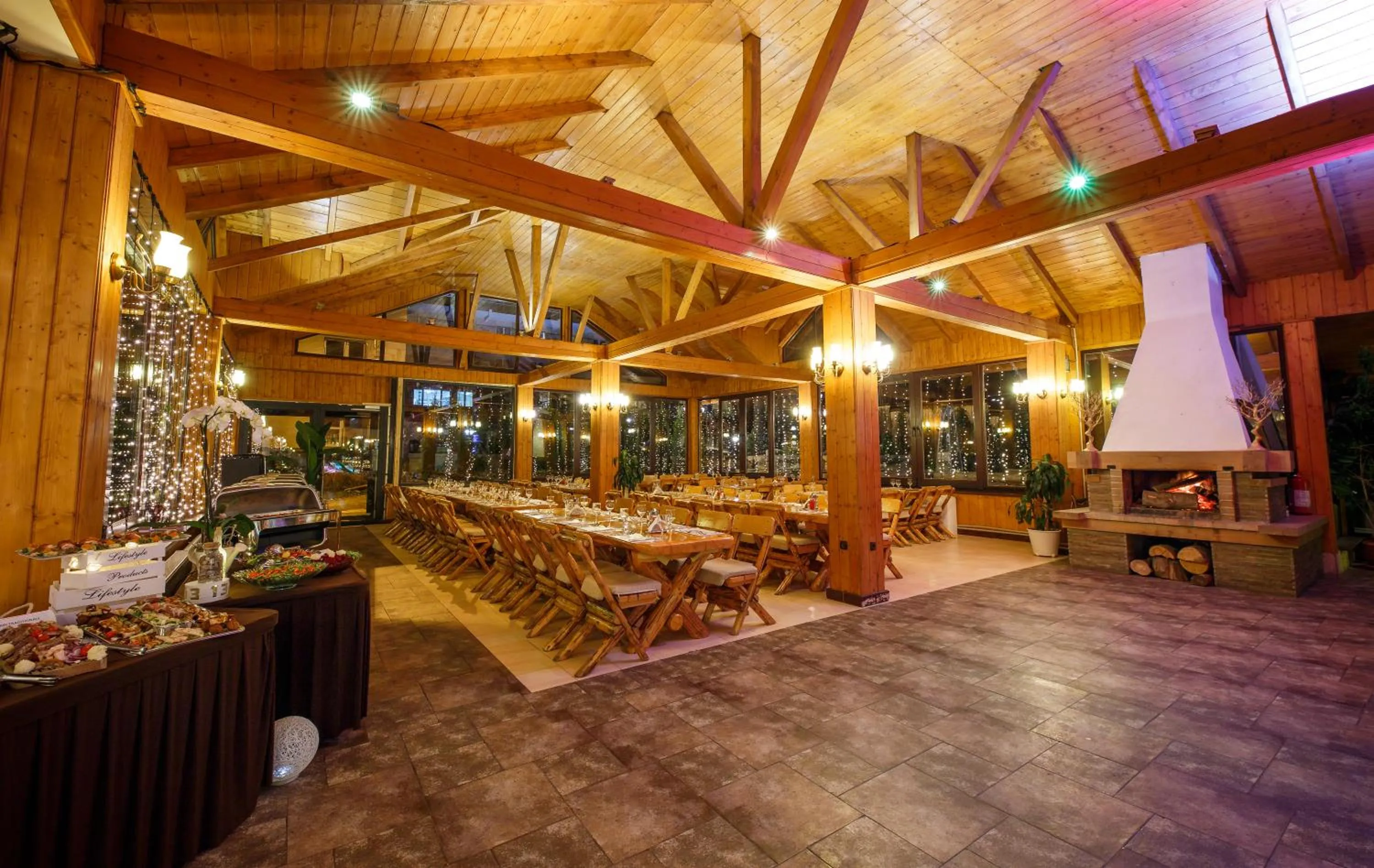 Restaurant/places to eat in Eden Grand Resort