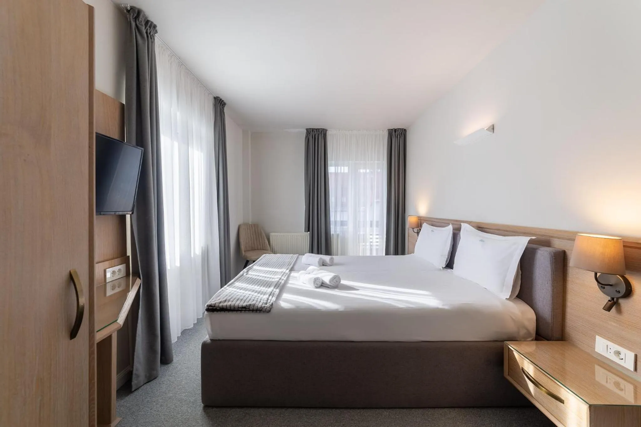 Photo of the whole room, Bed in Eden Grand Resort