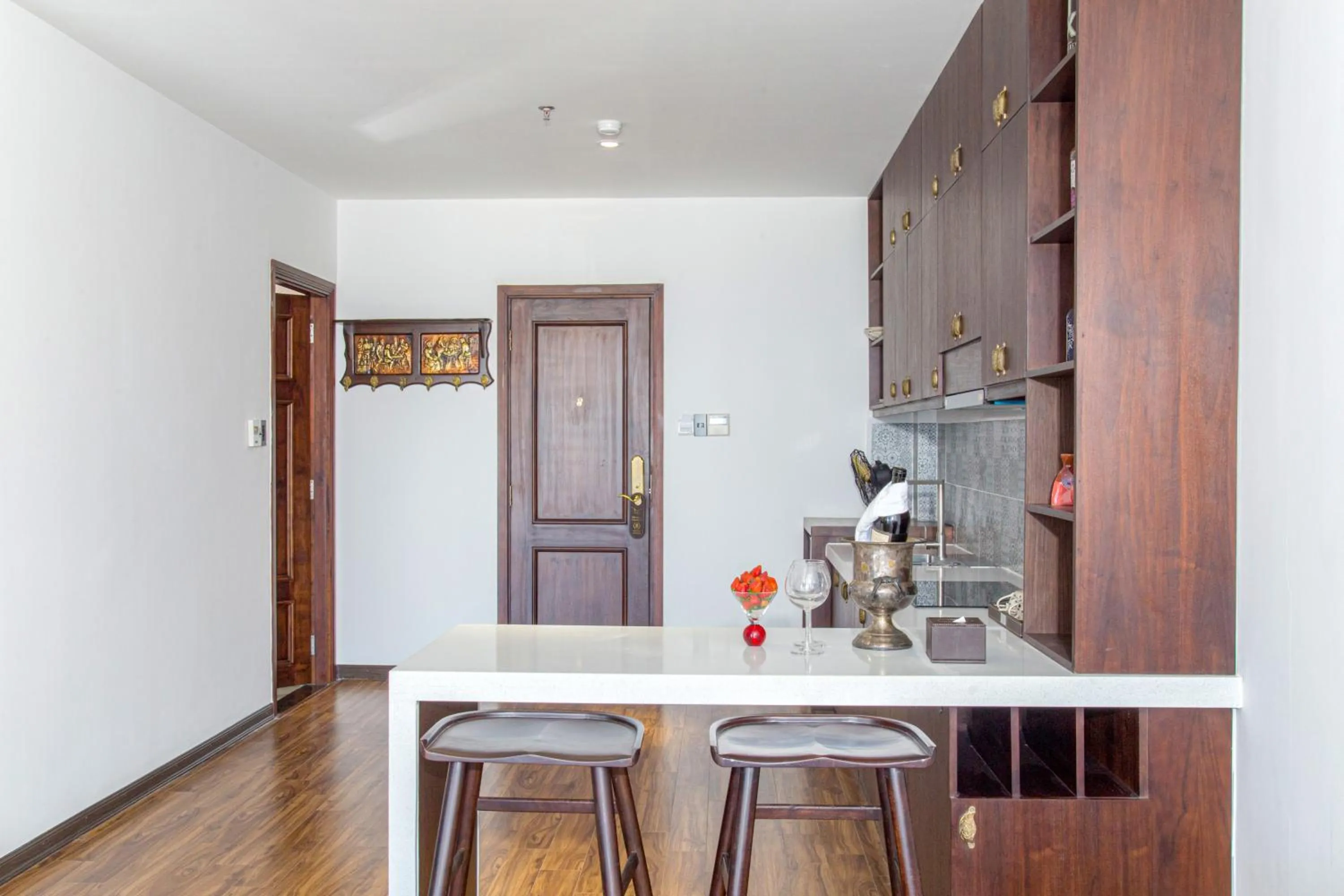 Kitchen or kitchenette in Dong Duong Hotel & Suites - City Central - Afternoon Tea Inclusive