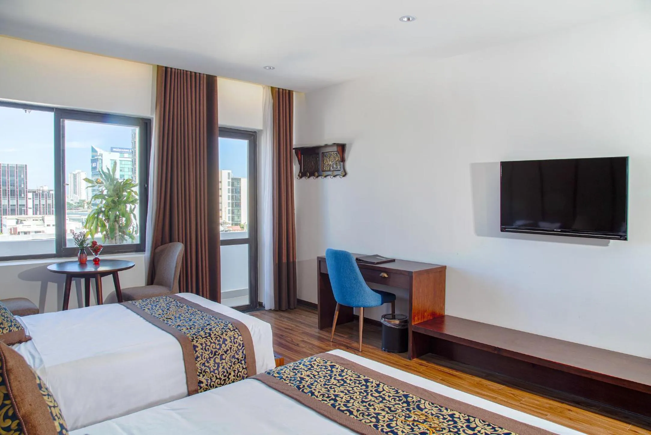 TV and multimedia, Bed in Dong Duong Hotel & Suites - City Central - Afternoon Tea Inclusive