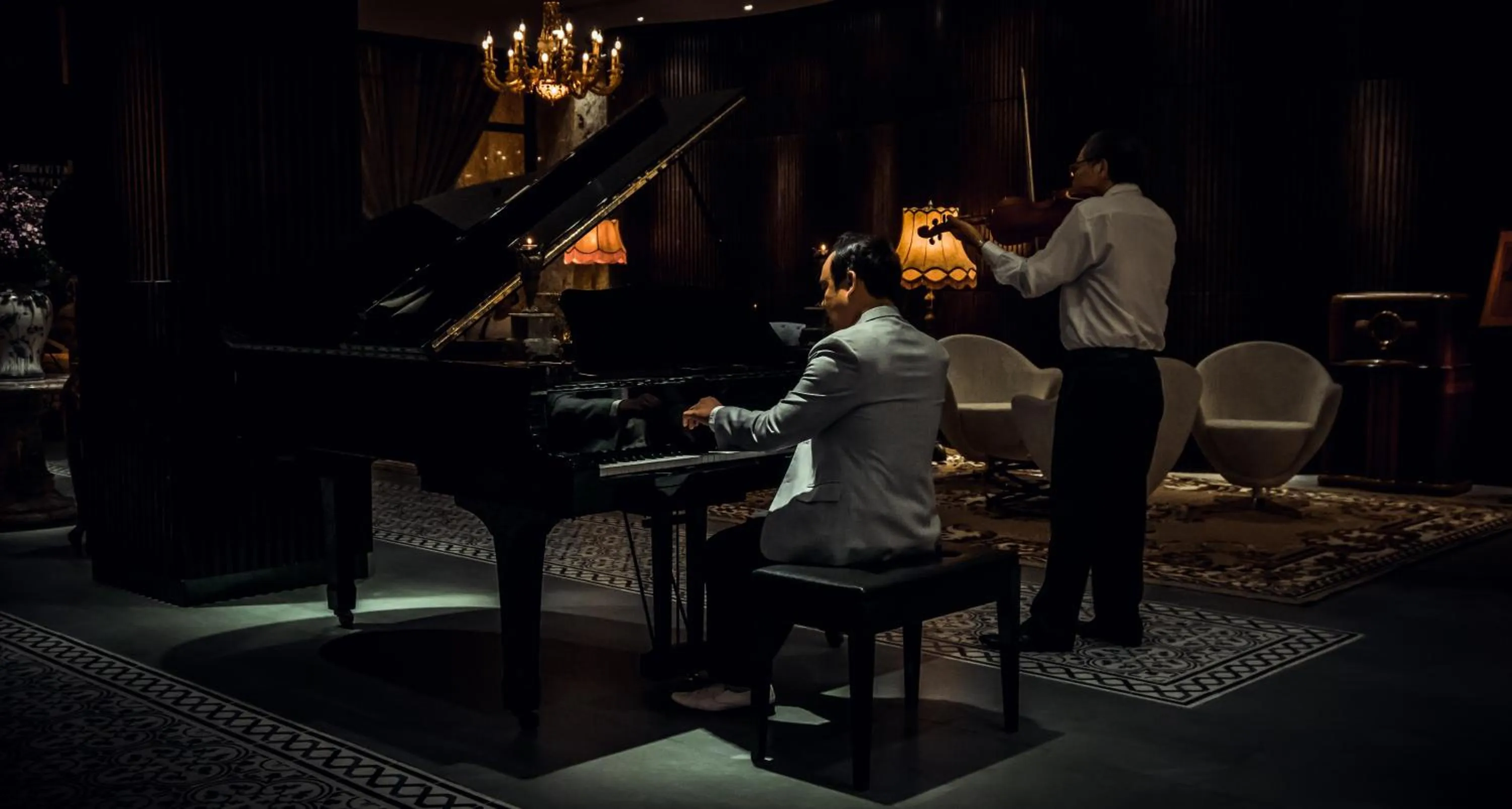 Communal lounge/ TV room in Dong Duong Hotel & Suites - City Central - Afternoon Tea Inclusive