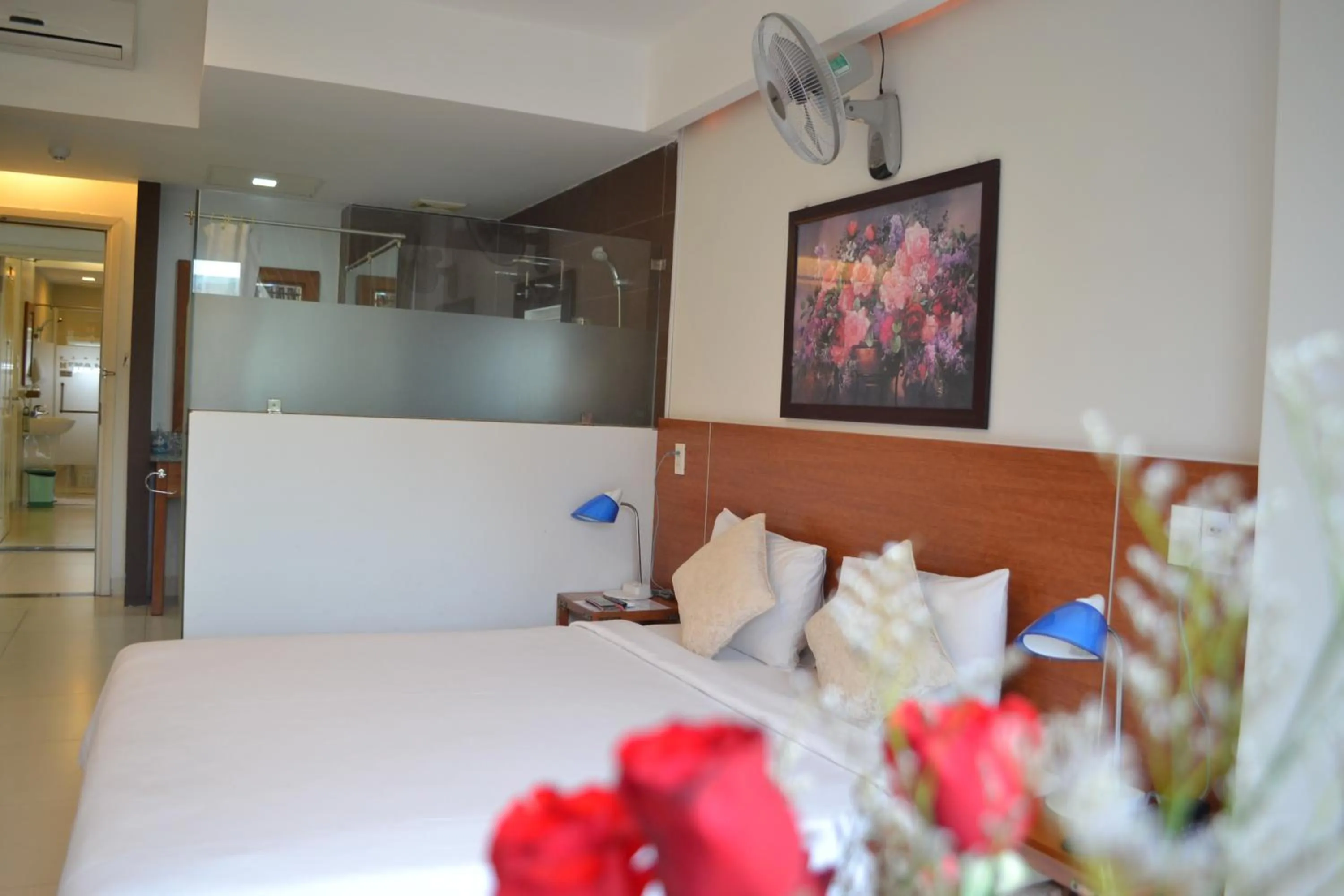 Photo of the whole room in Nemo Hotel Danang