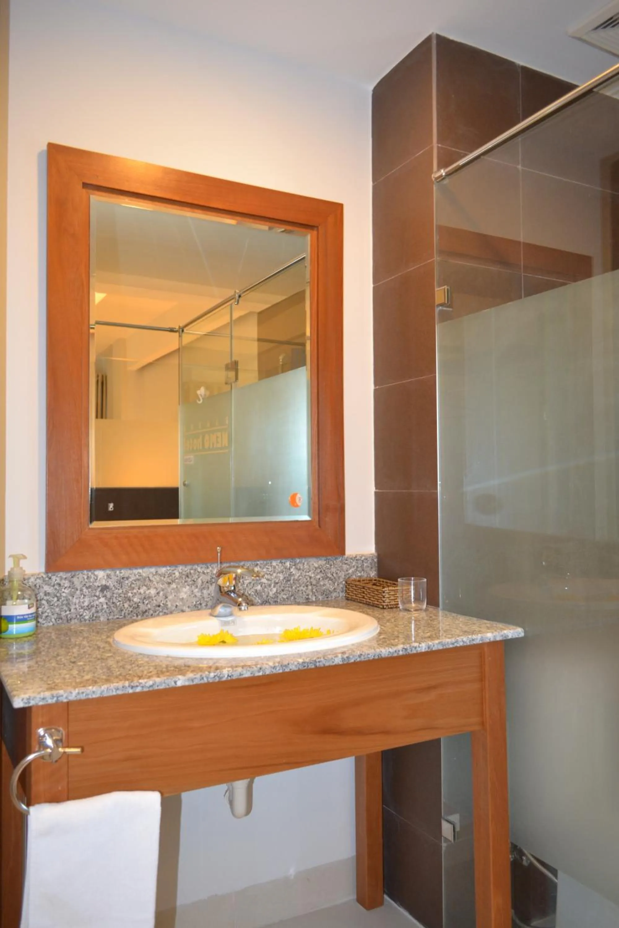Bathroom in Nemo Hotel Danang