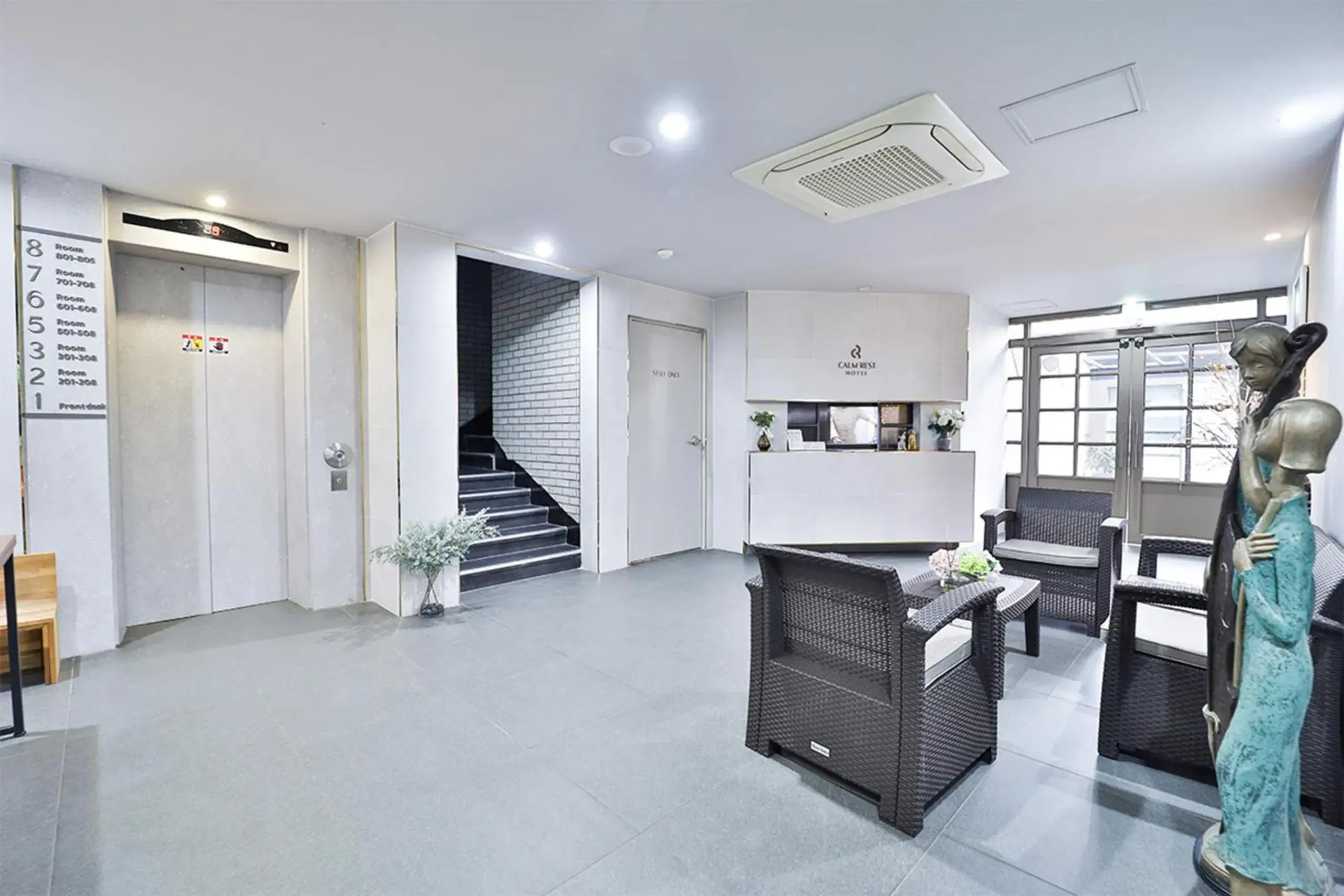 Lobby or reception in Calm Rest Hotel Busan Sasang Lobby or reception in Calm Rest Hotel Busan Sasang
