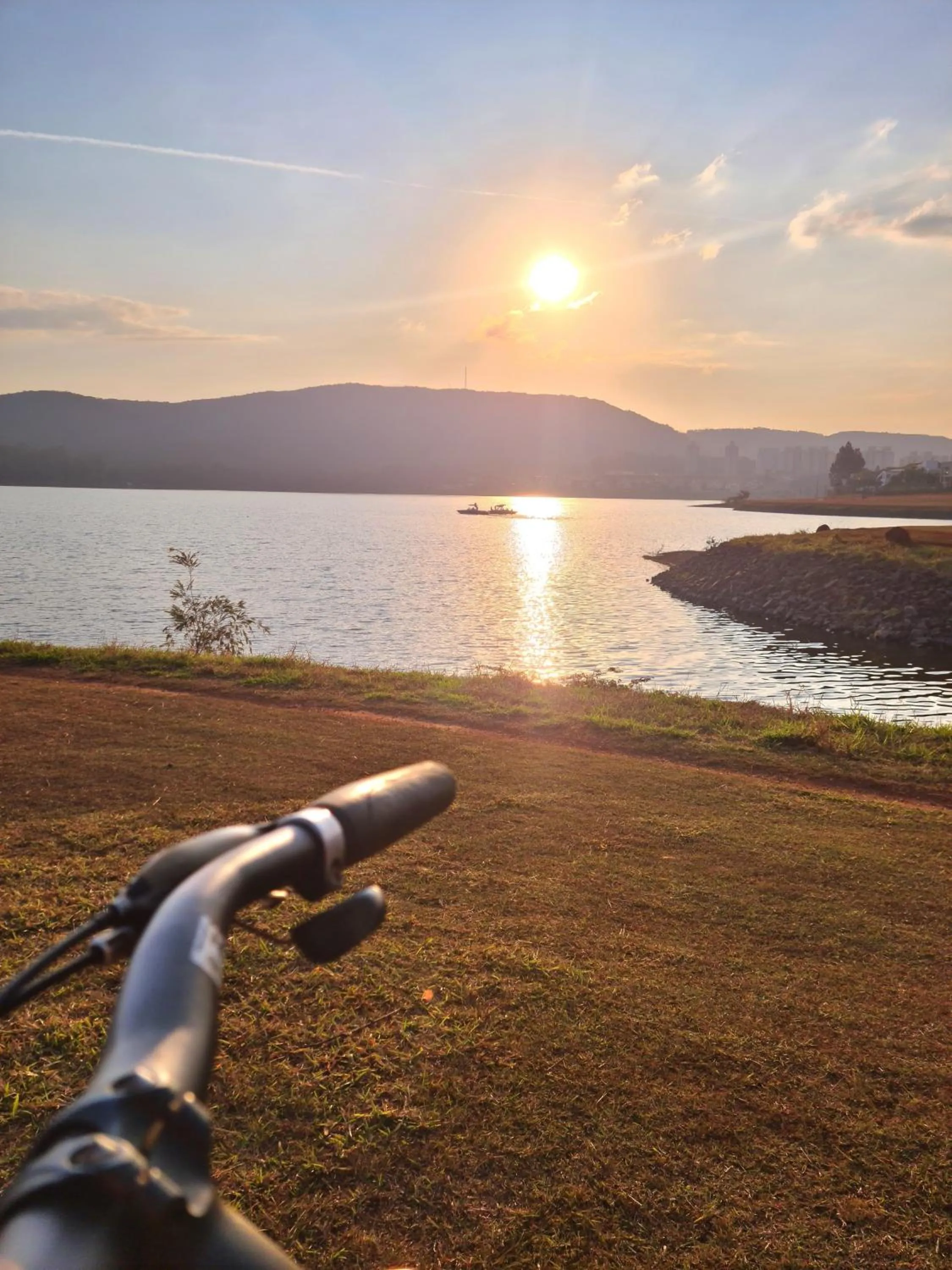 Sunrise in Transamerica Lagoa dos Ingleses