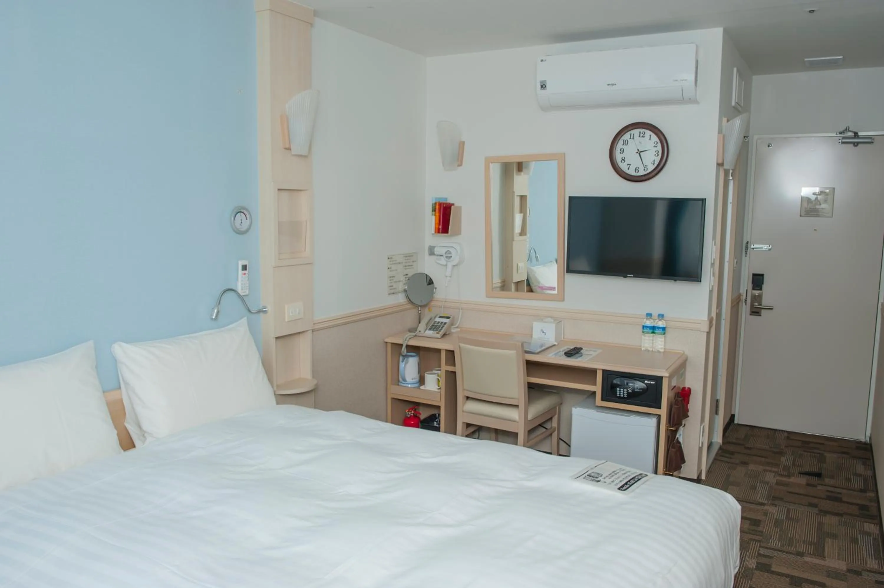 Bed in Toyoko Inn Daegu Dongseongro