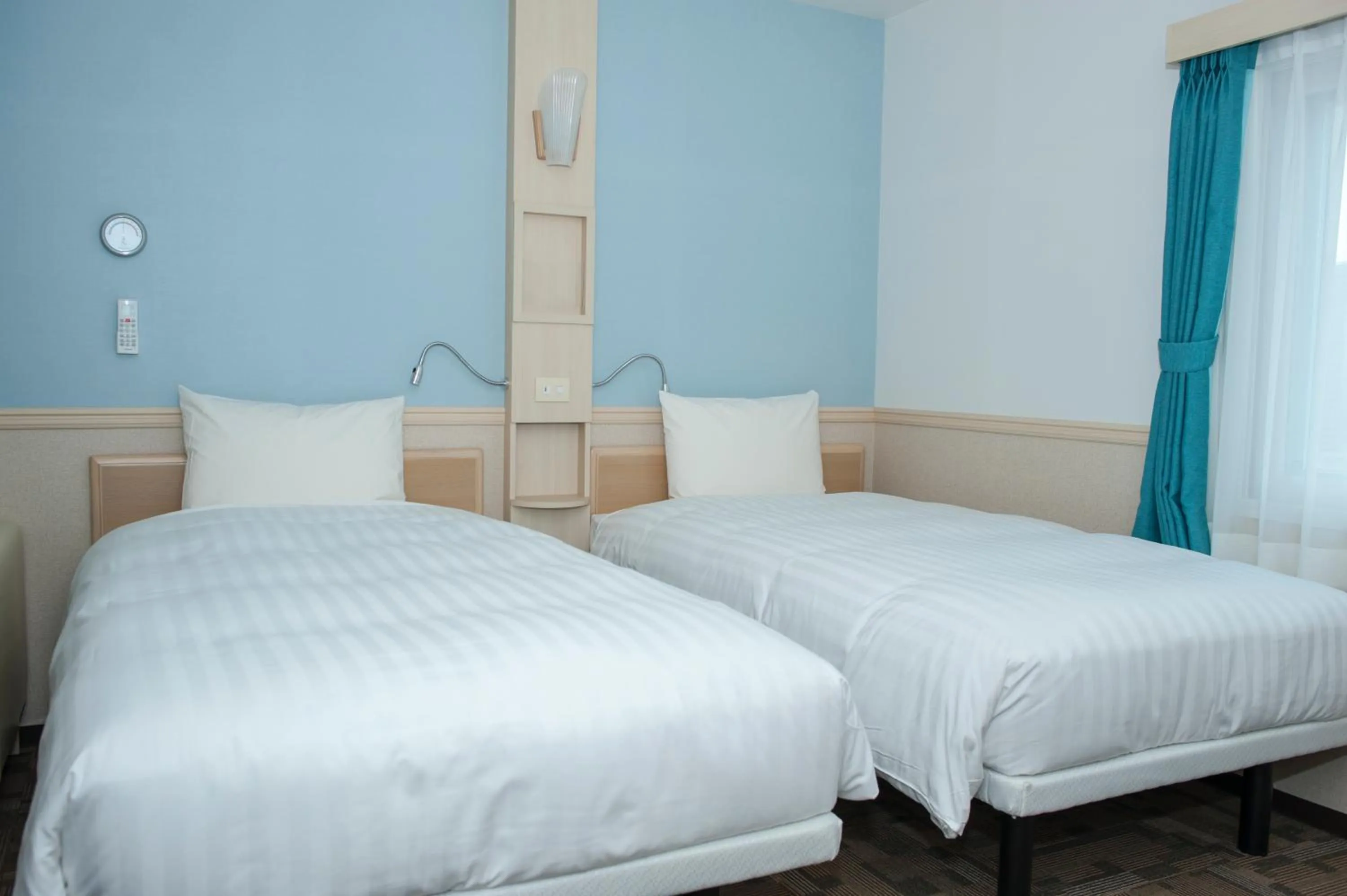 Bed in Toyoko Inn Daegu Dongseongro