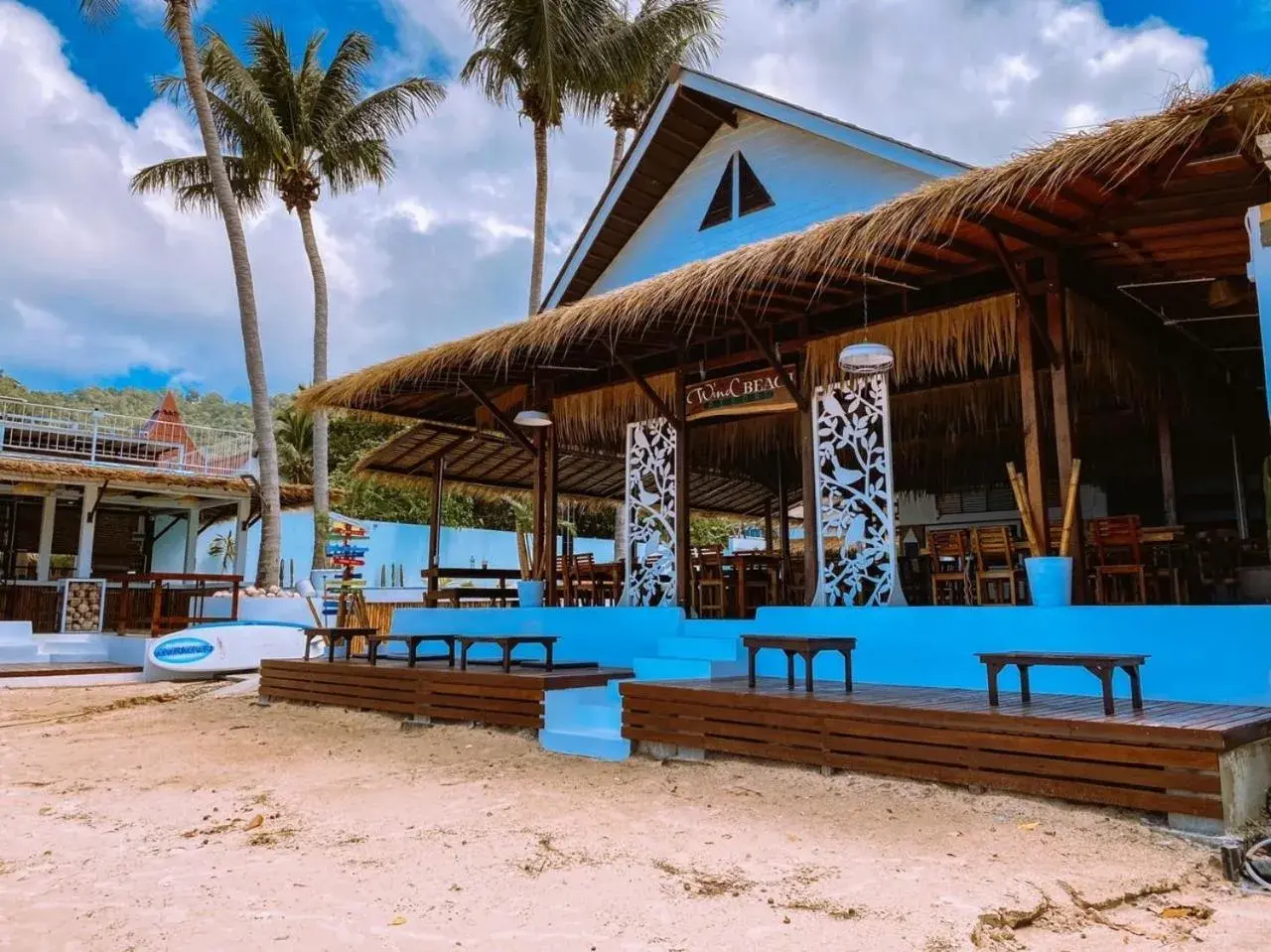 Restaurant/places to eat in Wind Beach Resort Restaurant/places to eat in Wind Beach Resort
