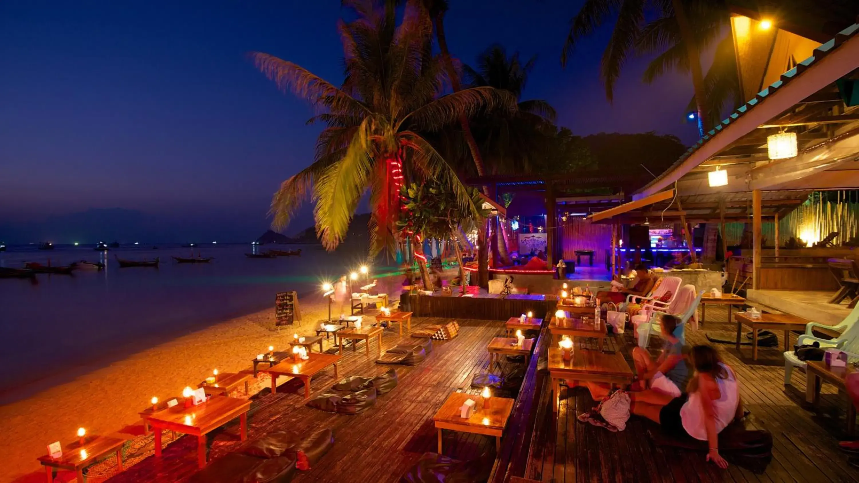 Restaurant/places to eat in Wind Beach Resort Restaurant/places to eat in Wind Beach Resort
