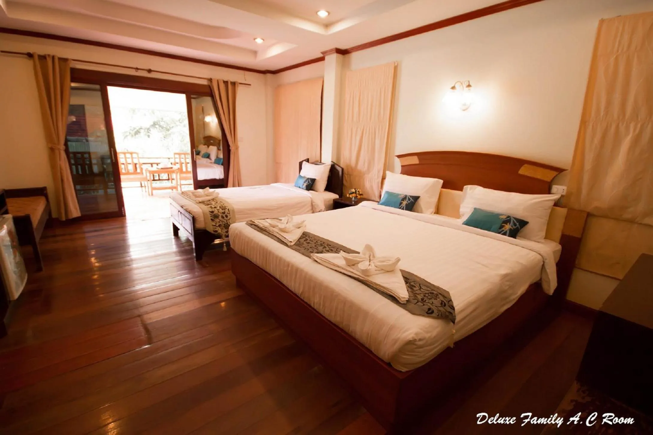 Bed in Wind Beach Resort