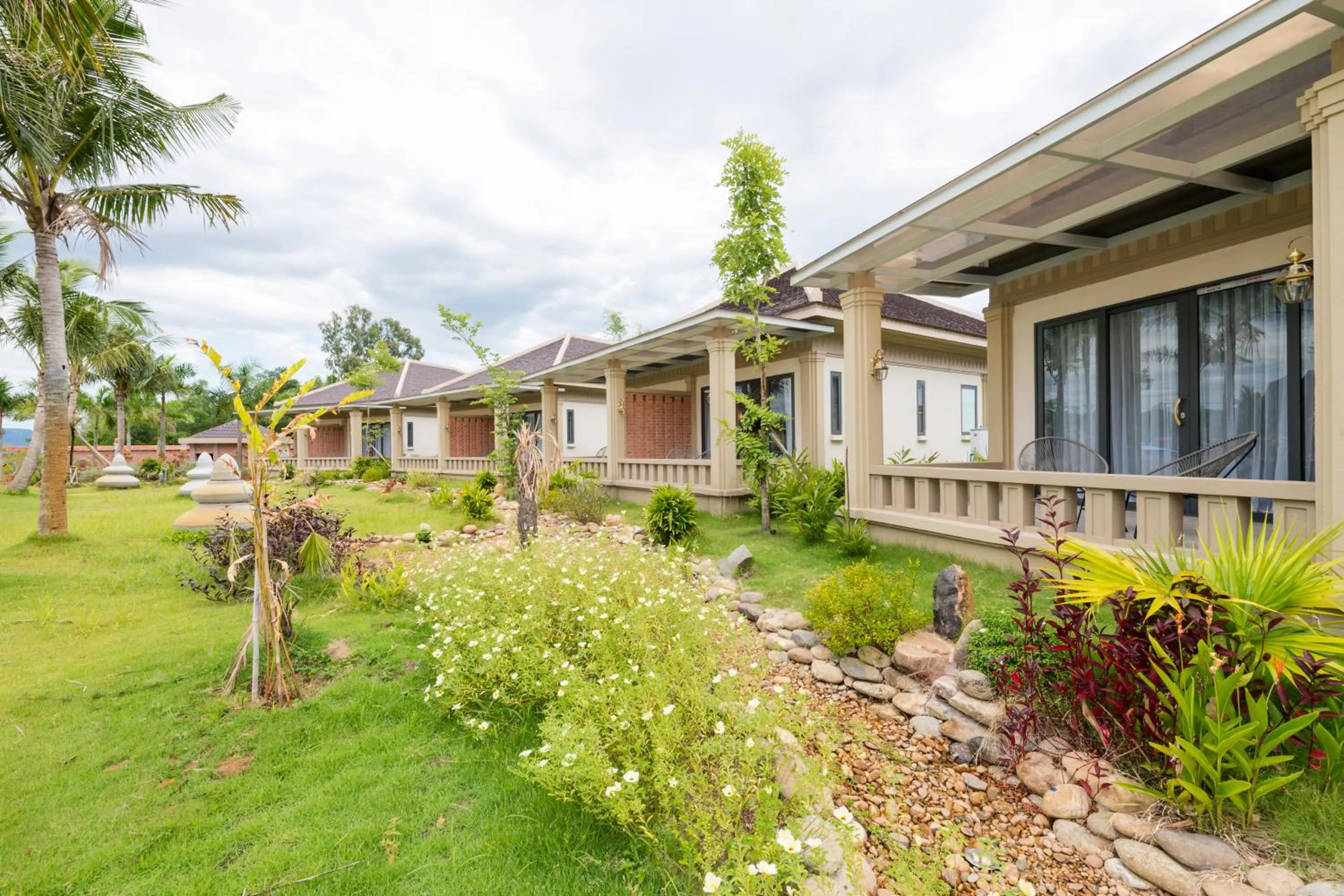 Garden in My Son Heritage Resort and Spa
