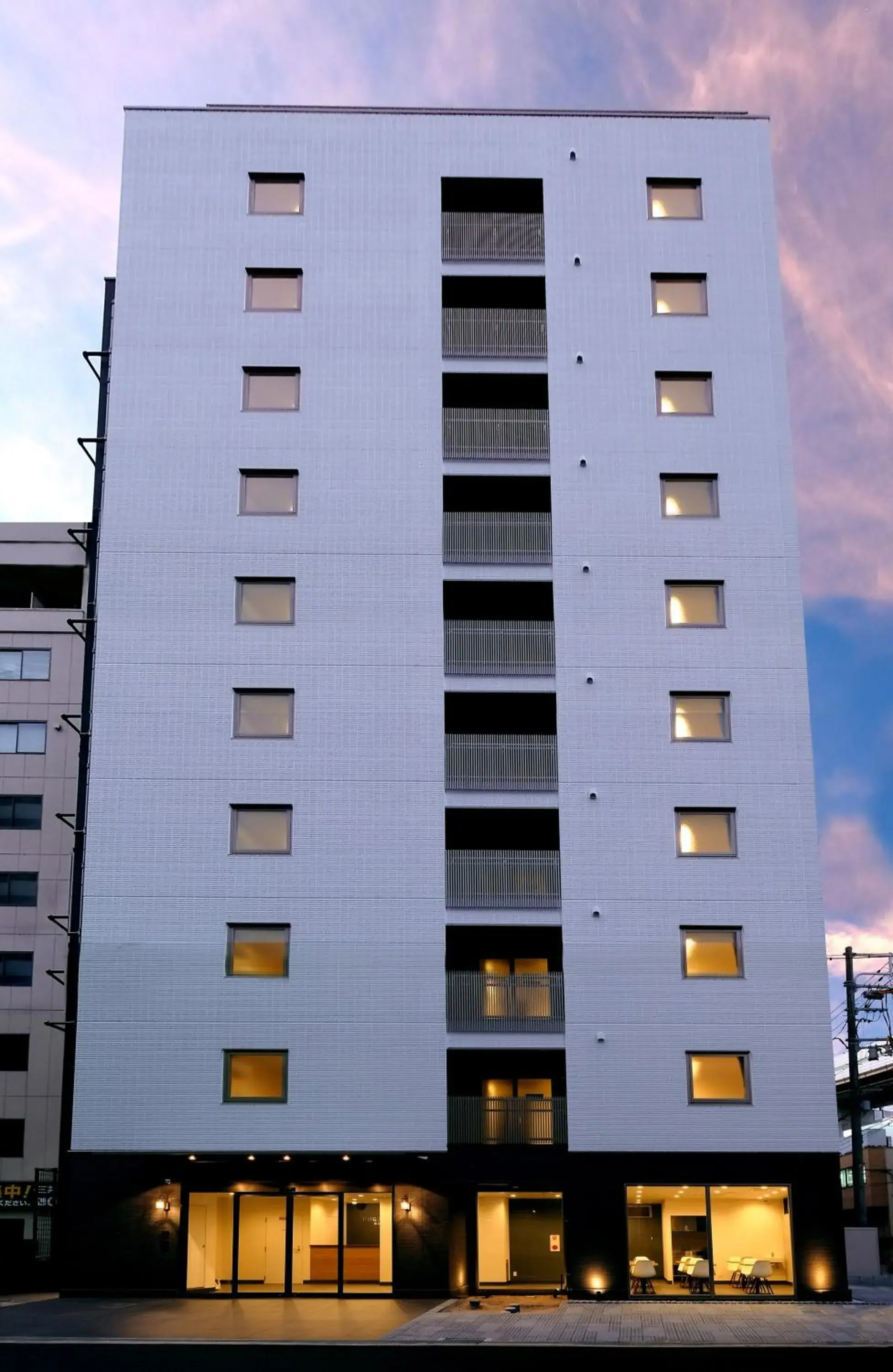 Property building in Floral Hotel · SakaisuJi-Honmachi Osaka Property building in Floral Hotel · SakaisuJi-Honmachi Osaka