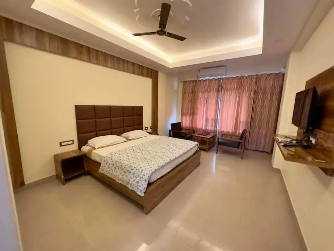 Superior Double Room in Hotel Valley View Superior Double Room in Hotel Valley View