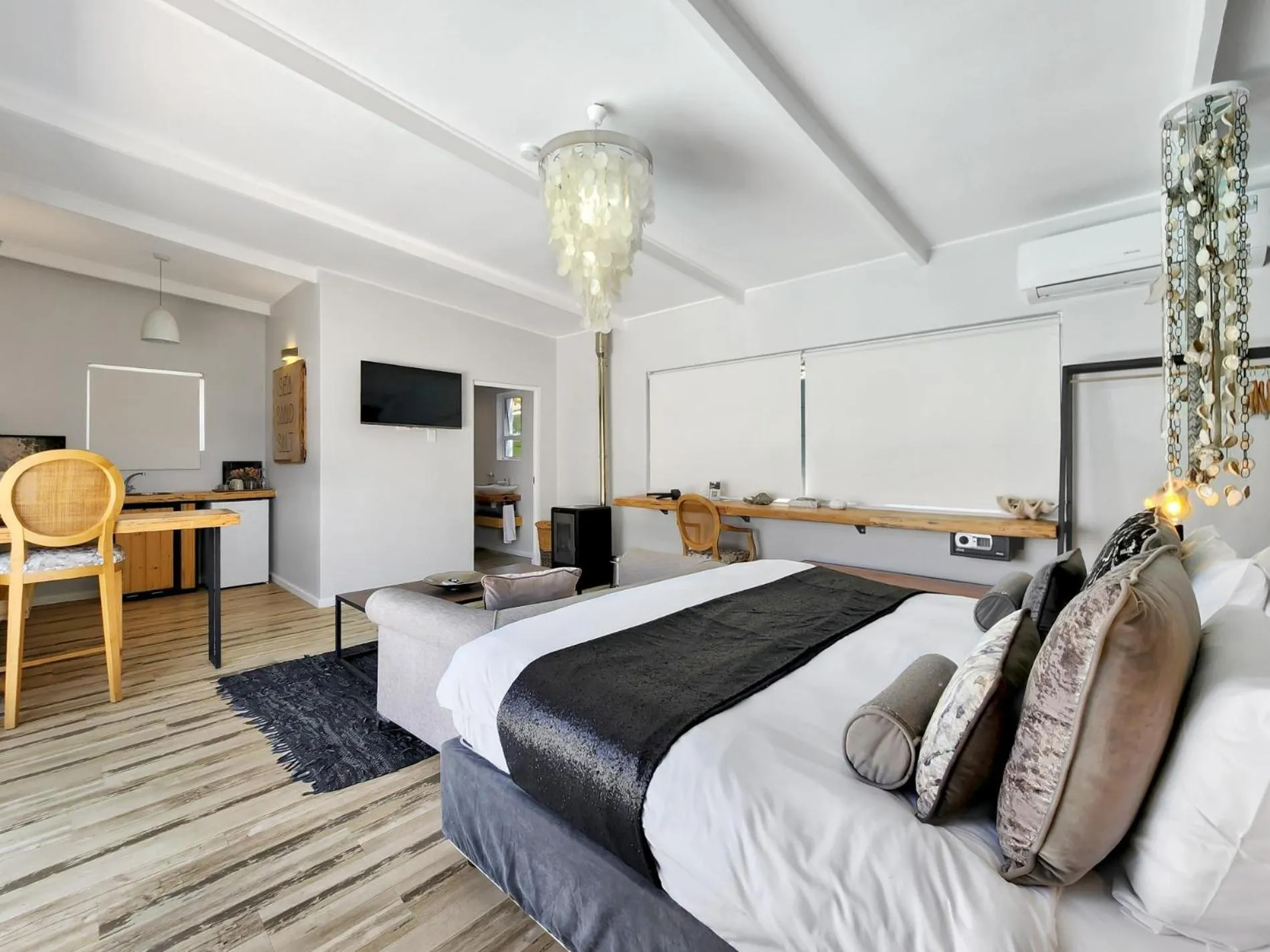 Bed in Salt Boutique Guest House