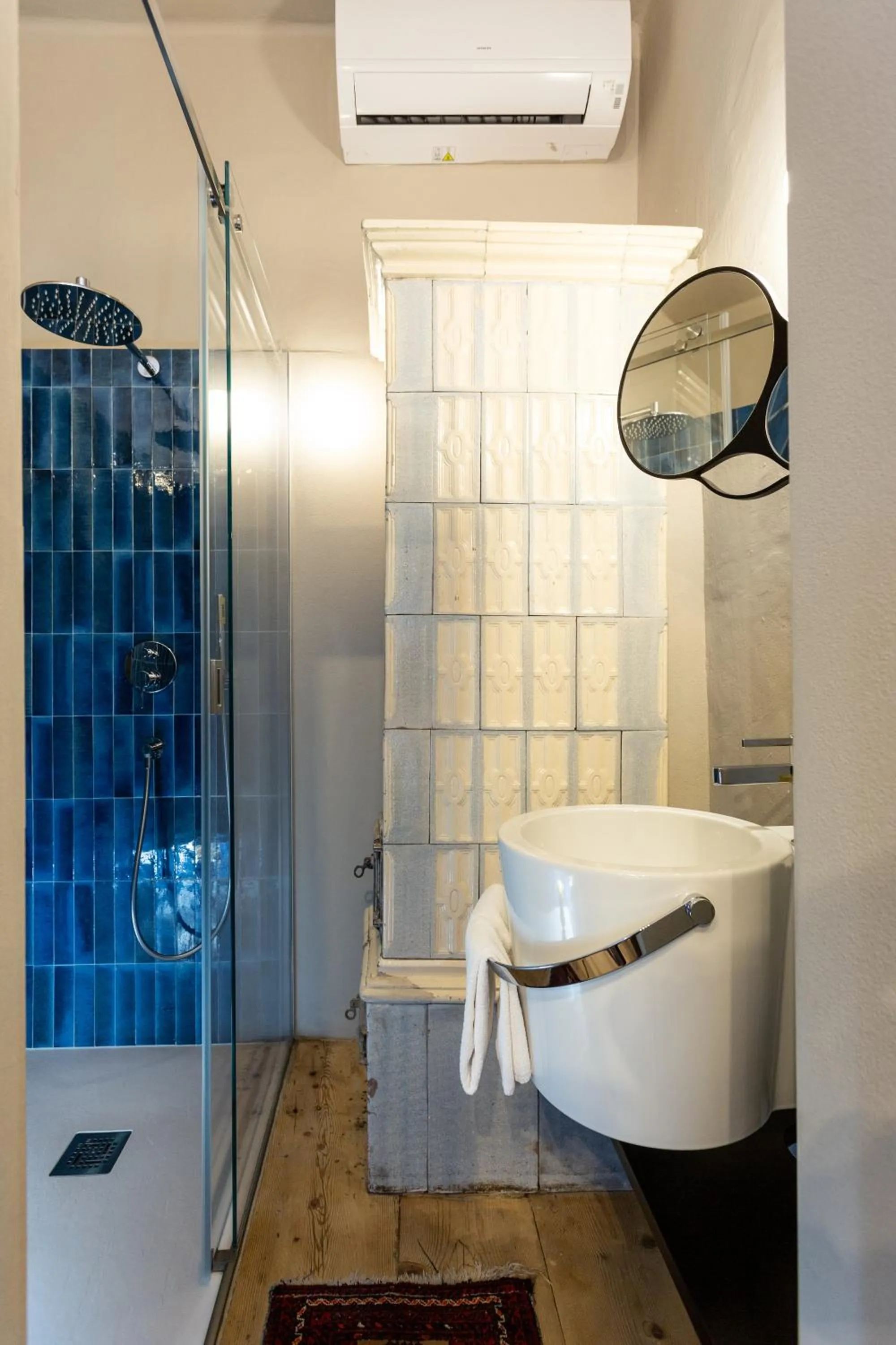 Bathroom in Goldenstern Townhouse