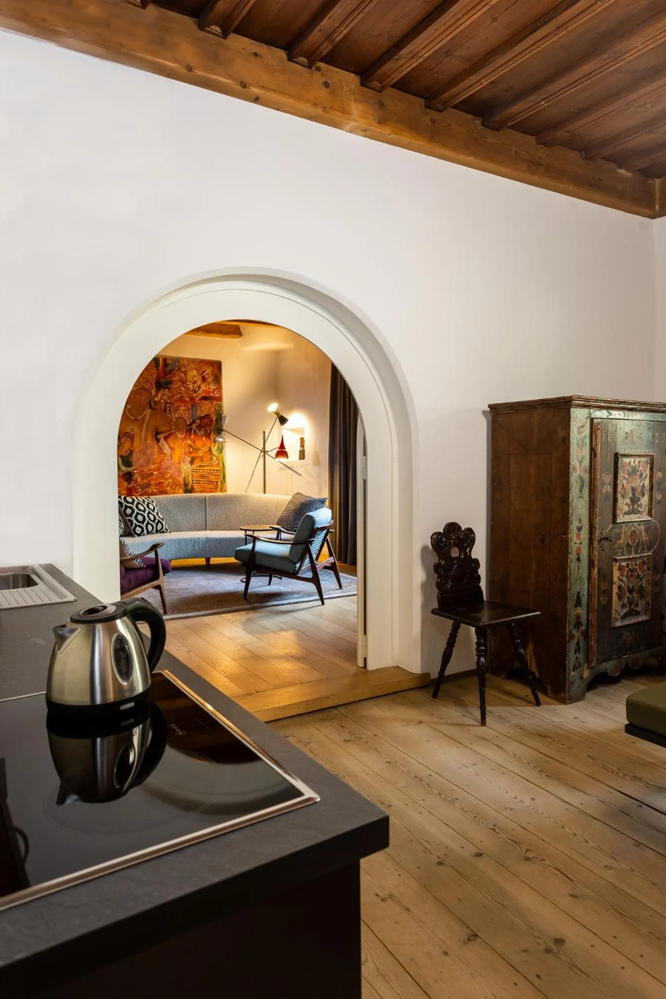 Photo of the whole room, Bed in Goldenstern Townhouse