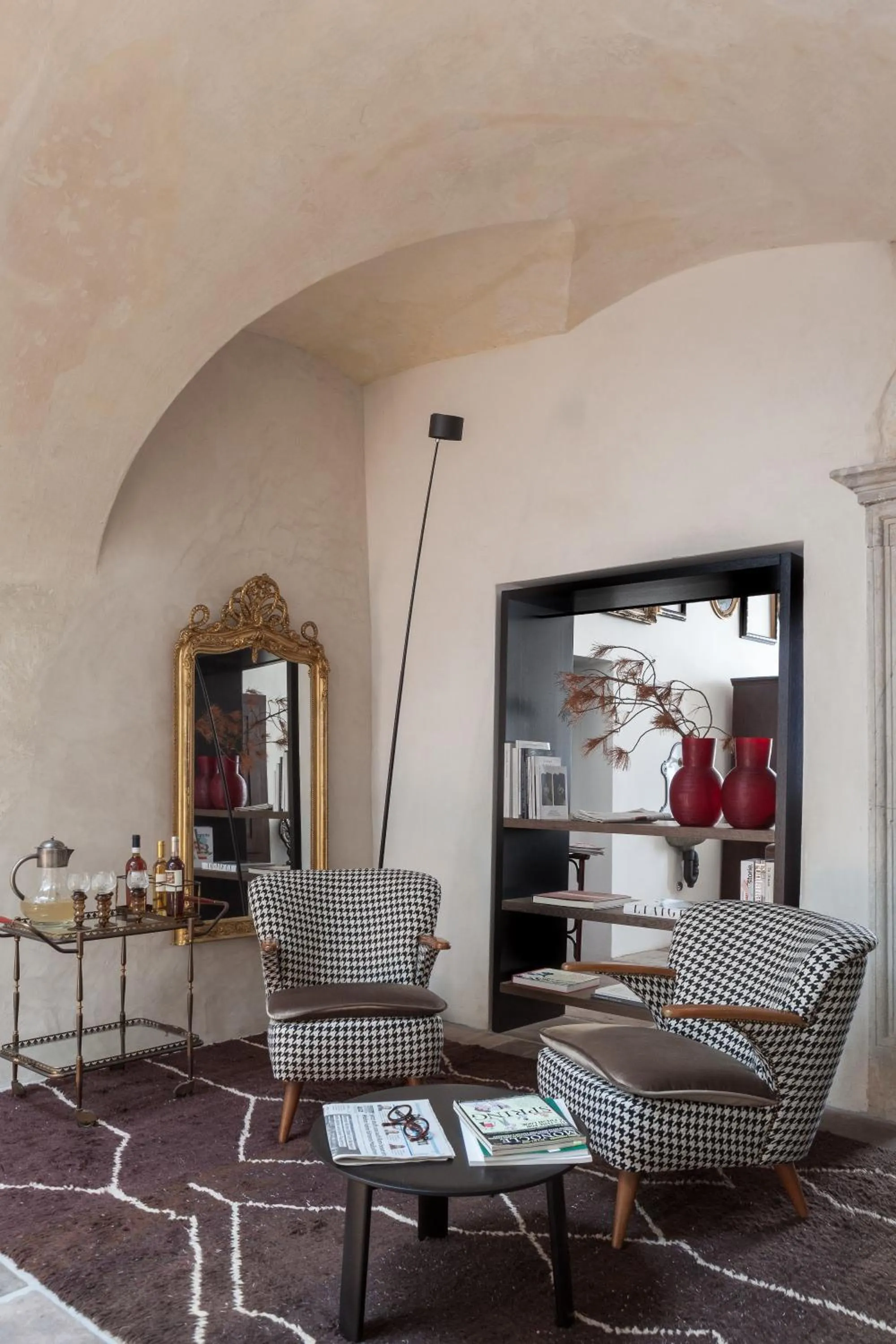 Seating area in Goldenstern Townhouse