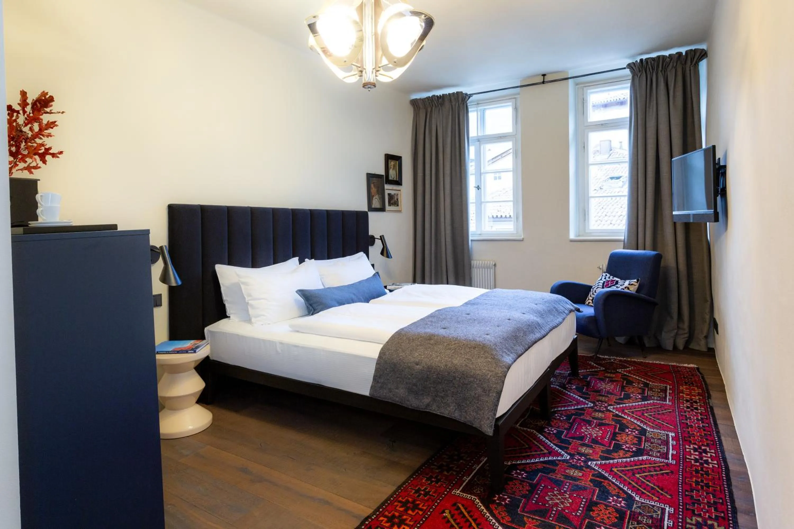 Photo of the whole room, Bed in Goldenstern Townhouse