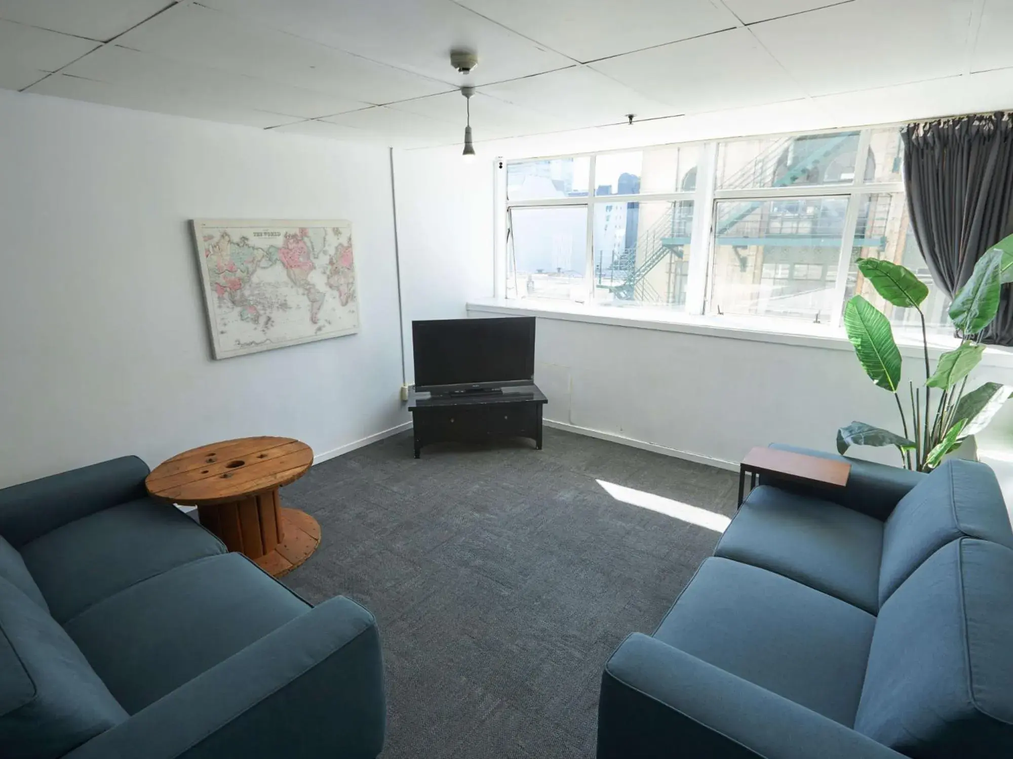 TV and multimedia in Attic Backpackers TV and multimedia in Attic Backpackers