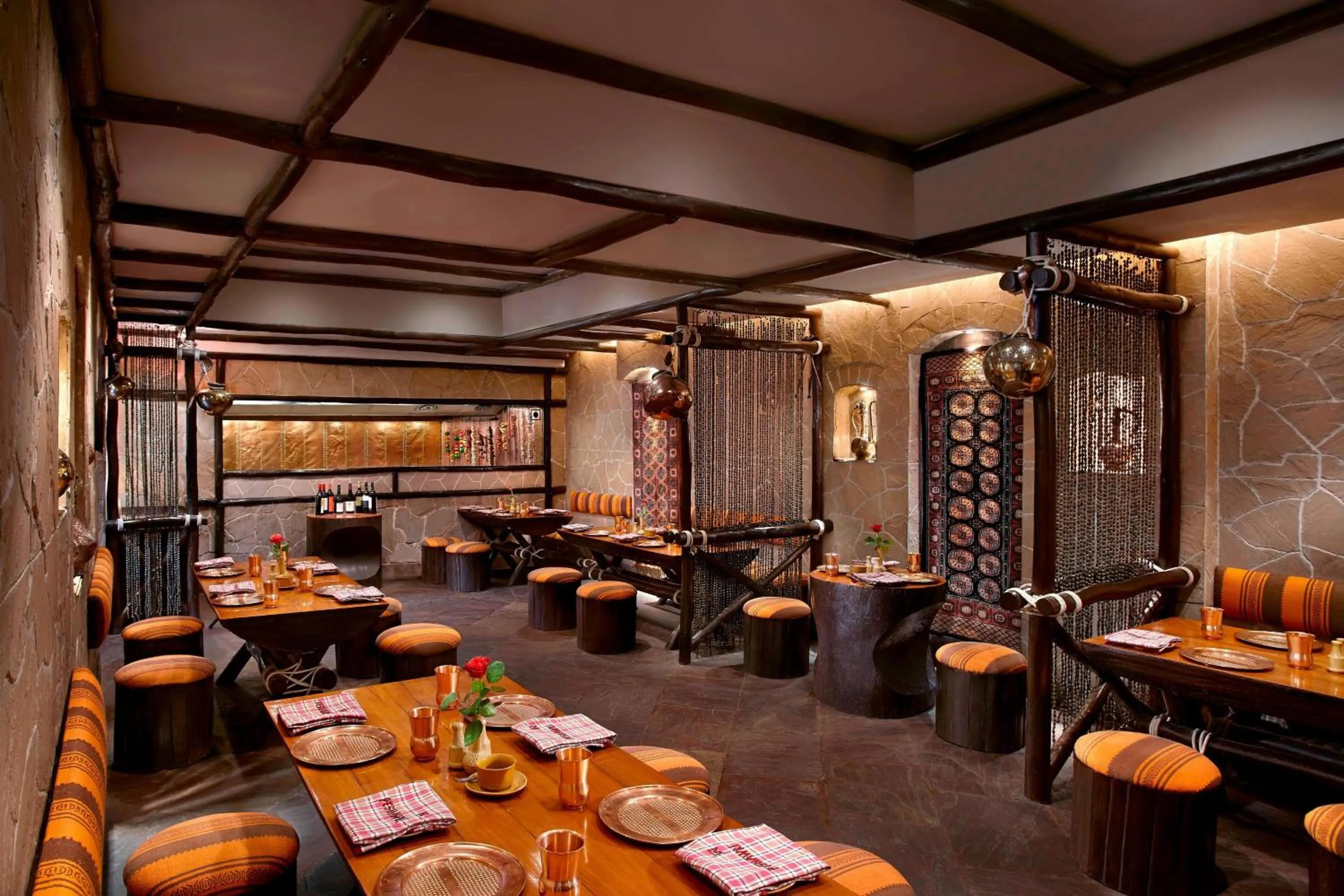 Restaurant/places to eat in ITC Rajputana, a Luxury Collection Hotel, Jaipur