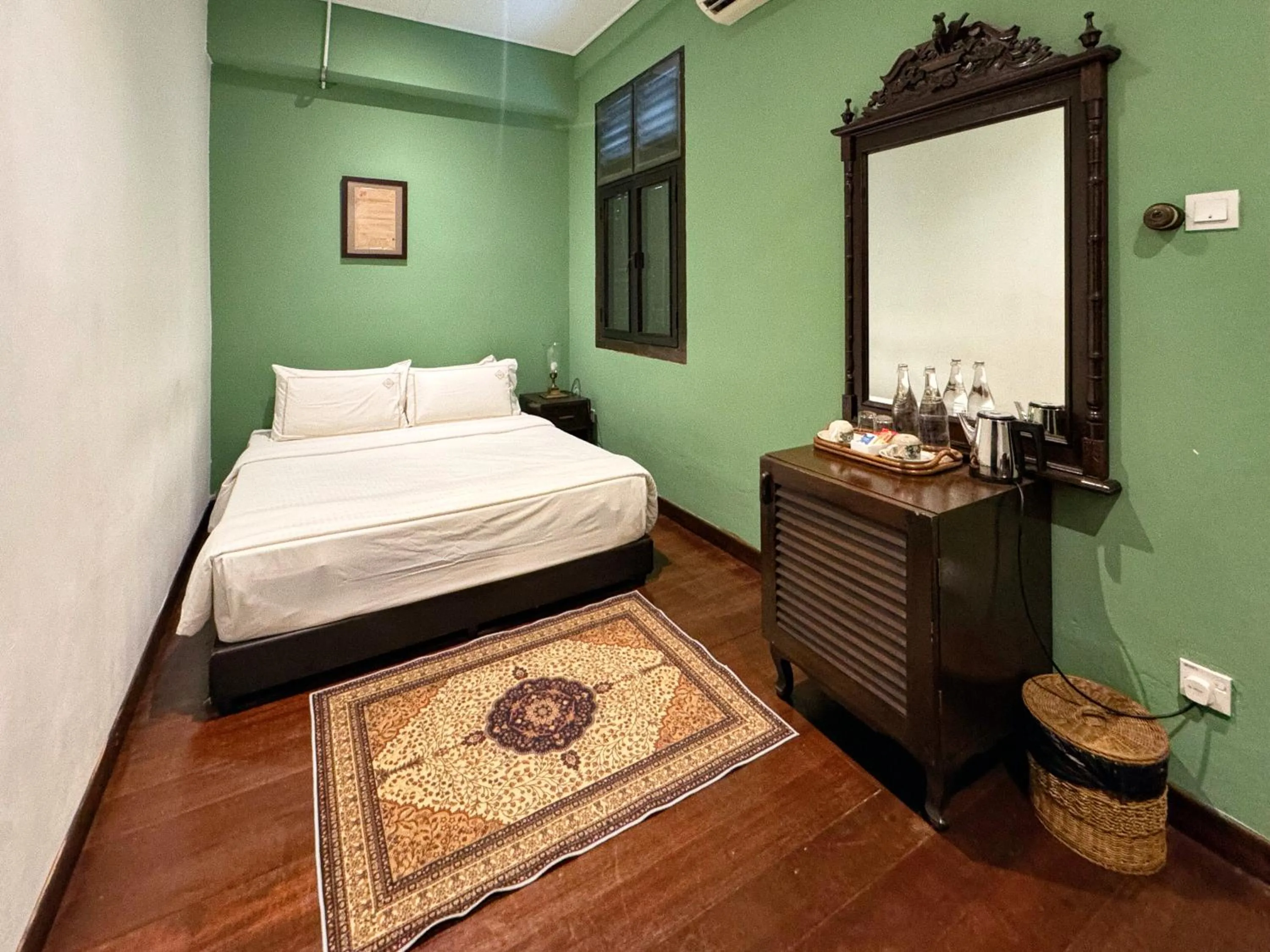 Bedroom, Bed in Museum Hotel