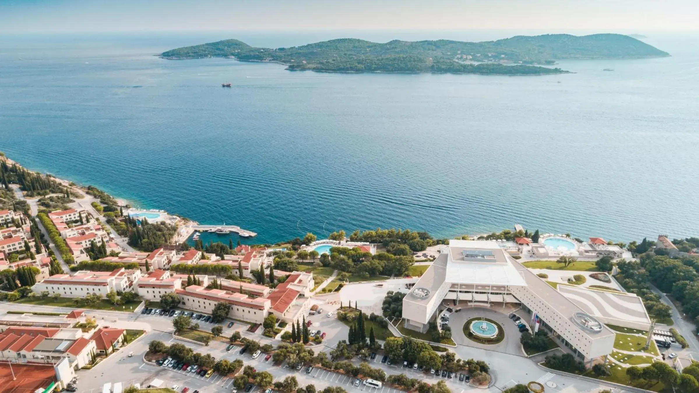 Property building in Sun Gardens Dubrovnik Property building in Sun Gardens Dubrovnik