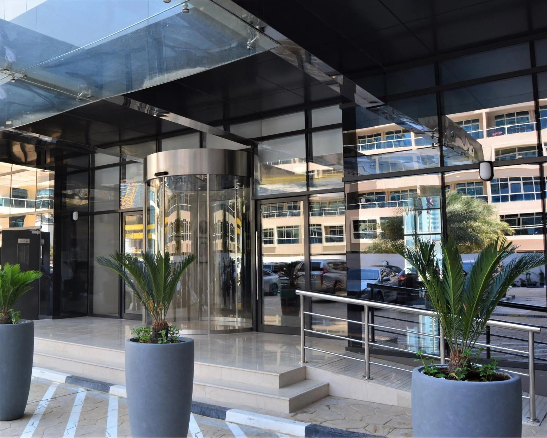 Patio in Millennium Place Dubai Marina