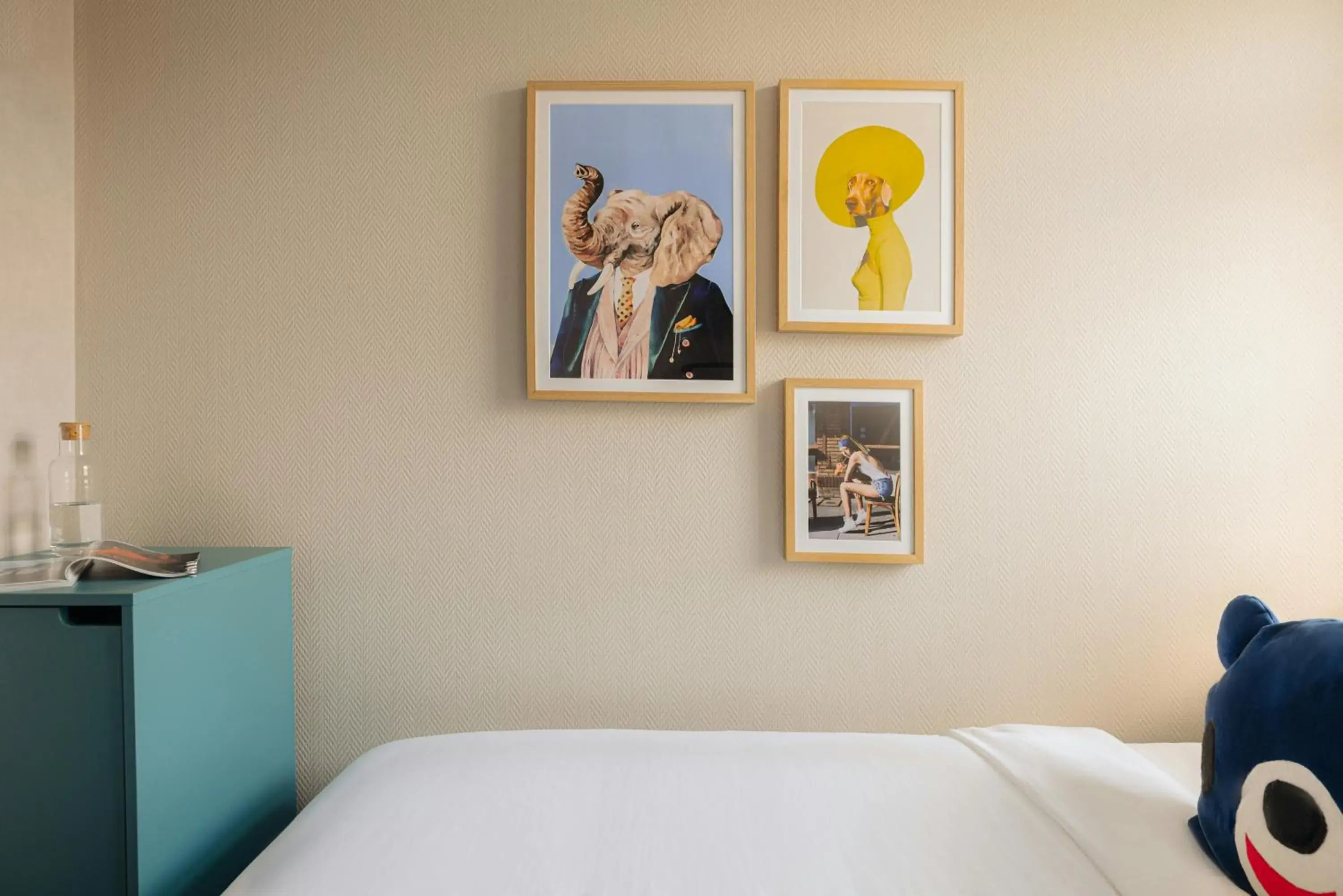 Photo of the whole room, Bed in Leonardo Hotel Amsterdam Leidse Square Photo of the whole room, Bed in Leonardo Hotel Amsterdam Leidse Square