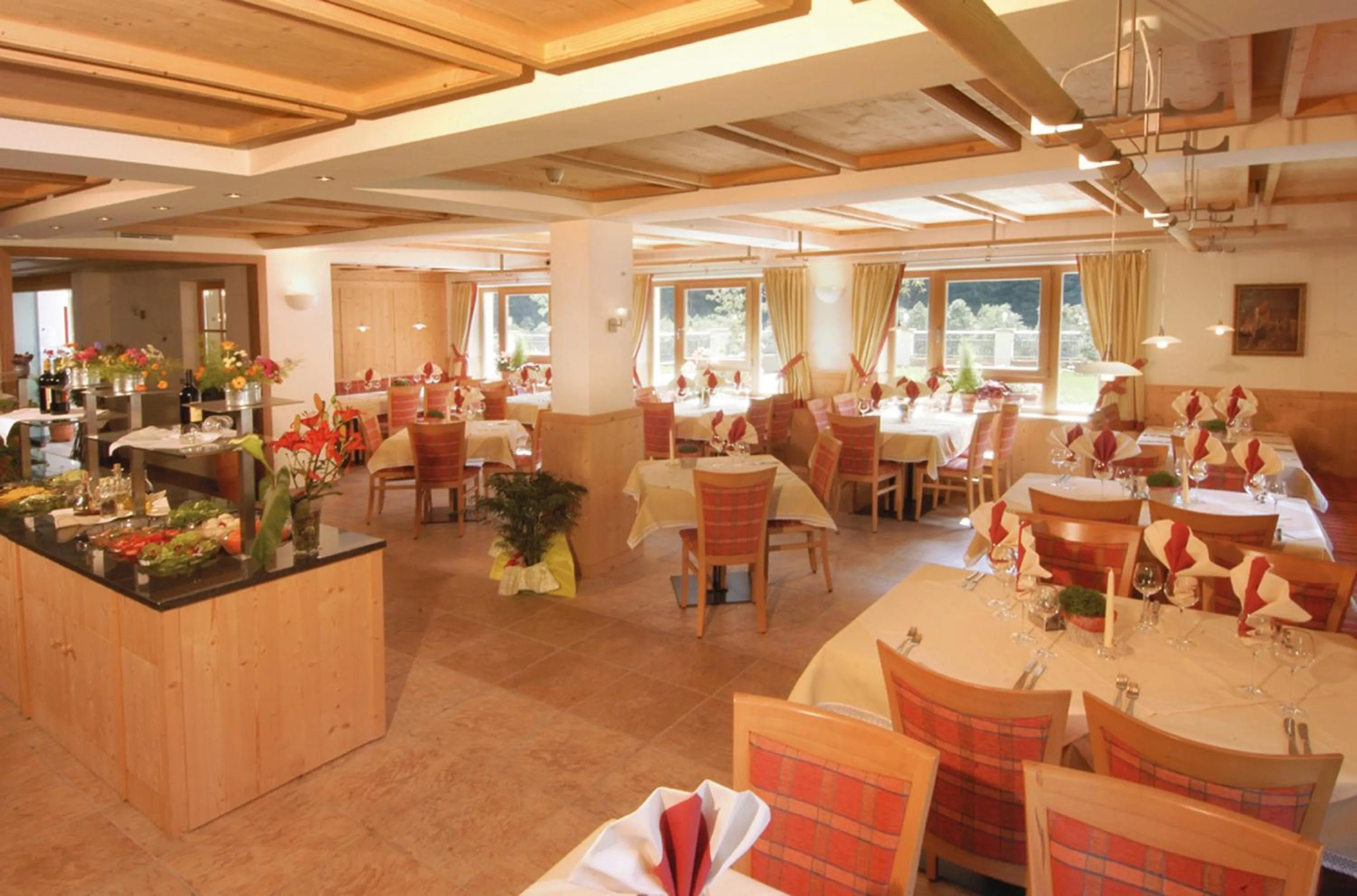 Restaurant/places to eat in Hotel Ortler