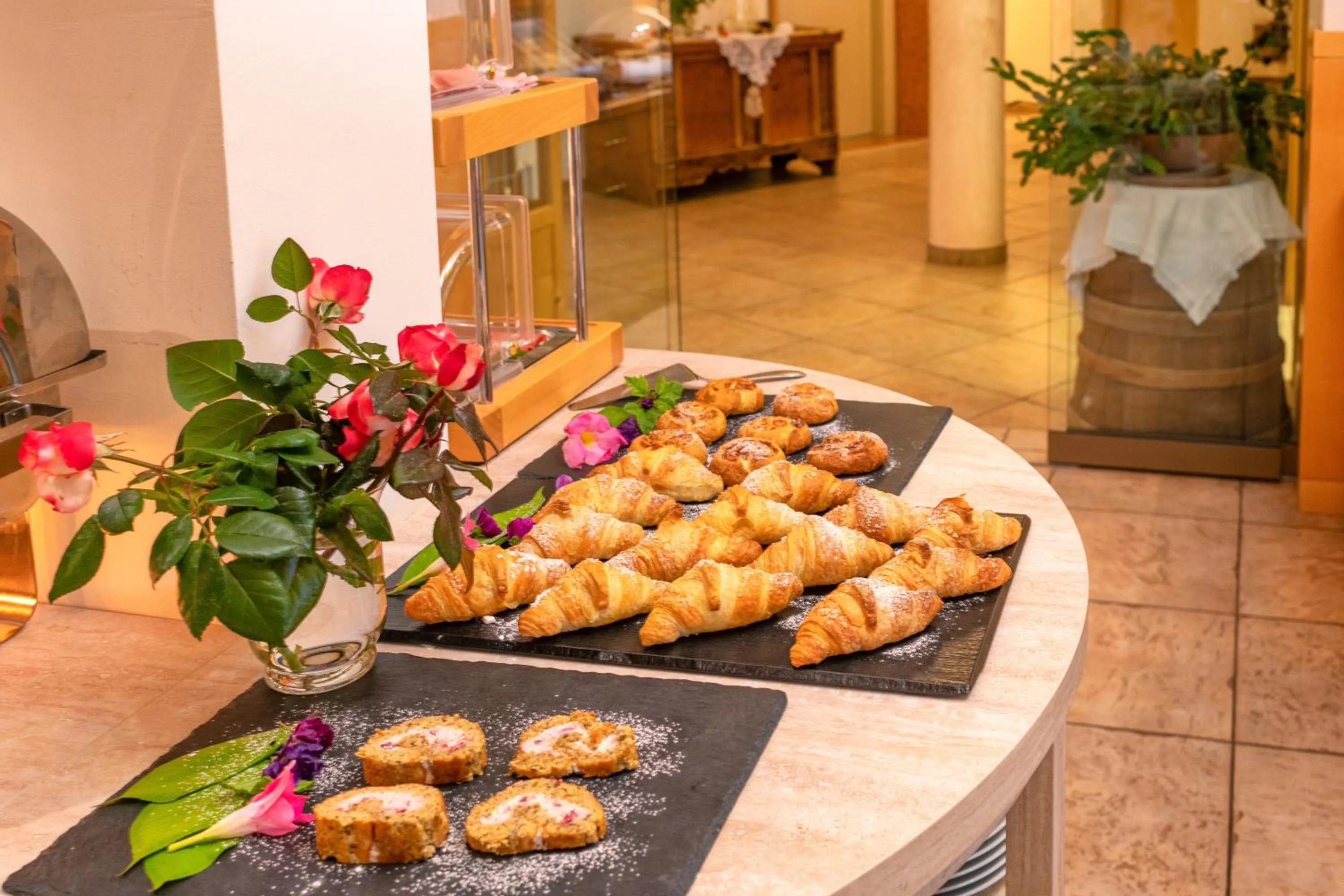 Buffet breakfast in Hotel Ortler