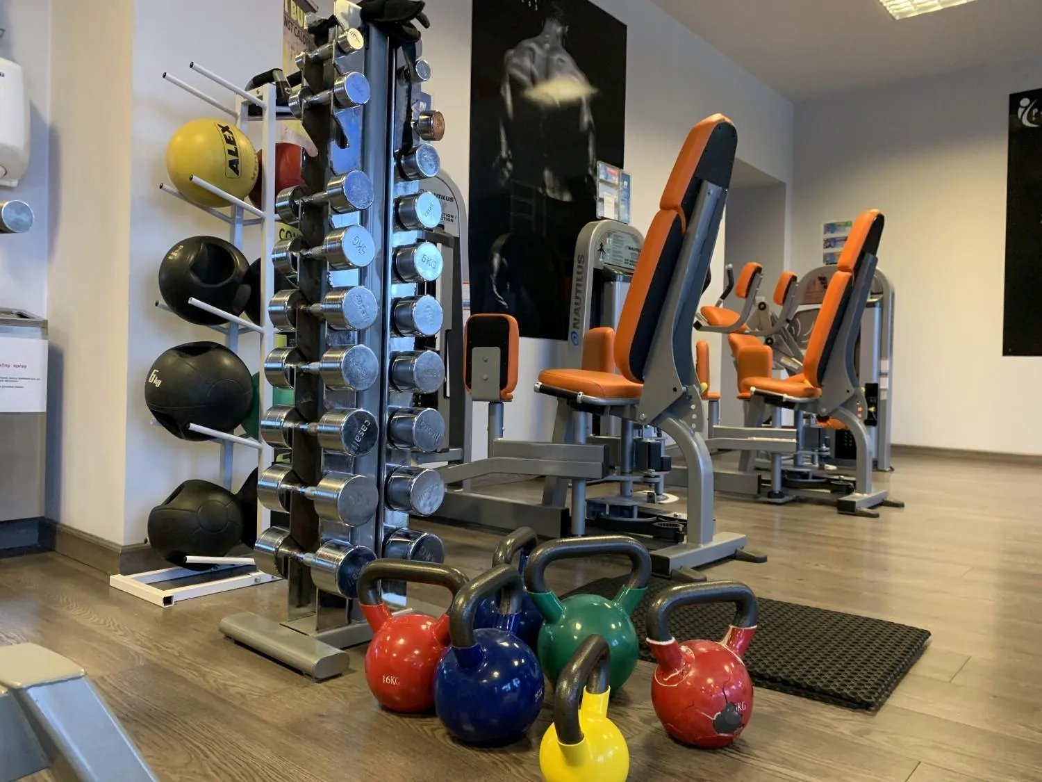 Property building in Hotel Patriot