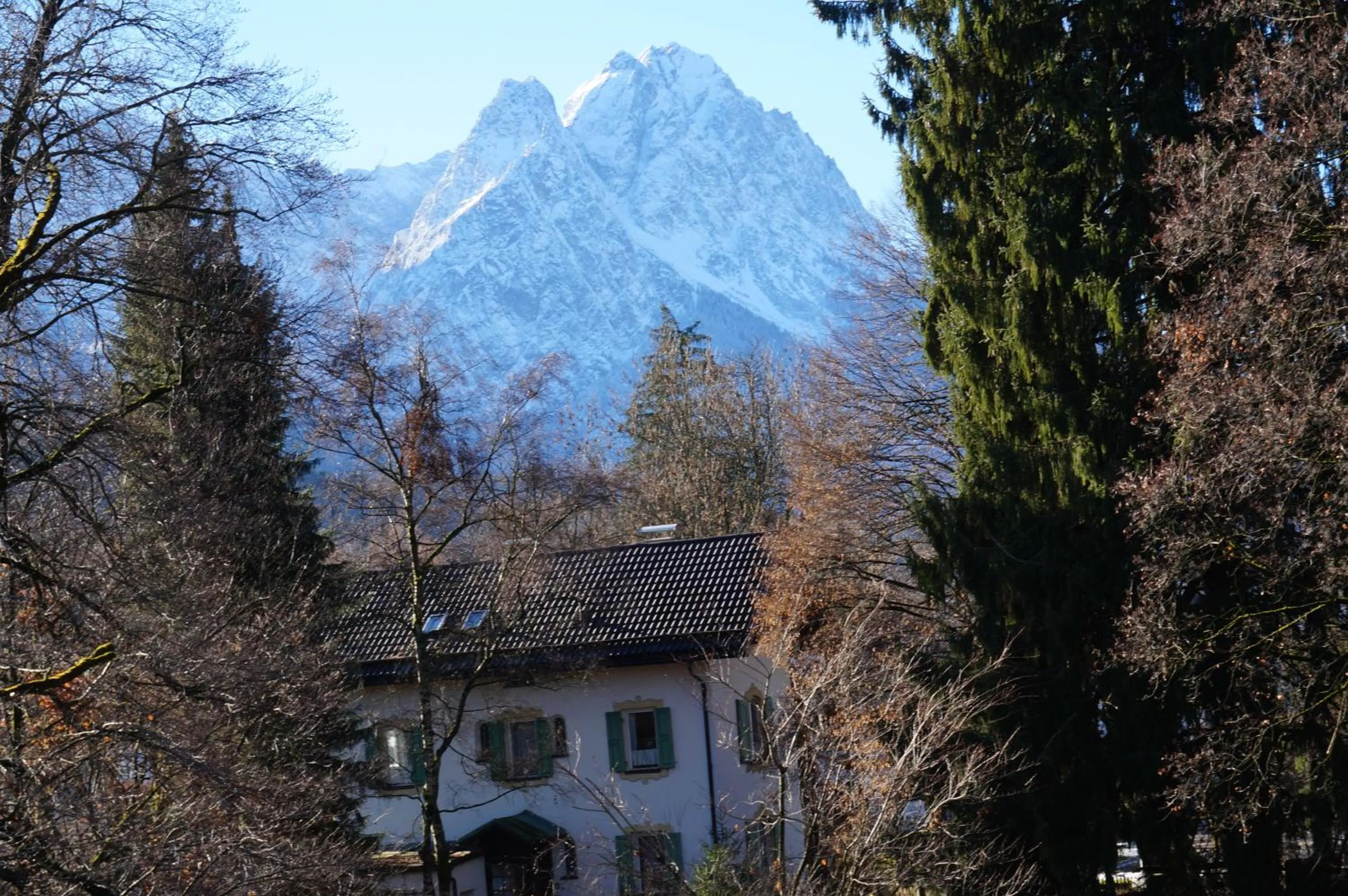 Area and facilities in Gästehaus Brigitte
