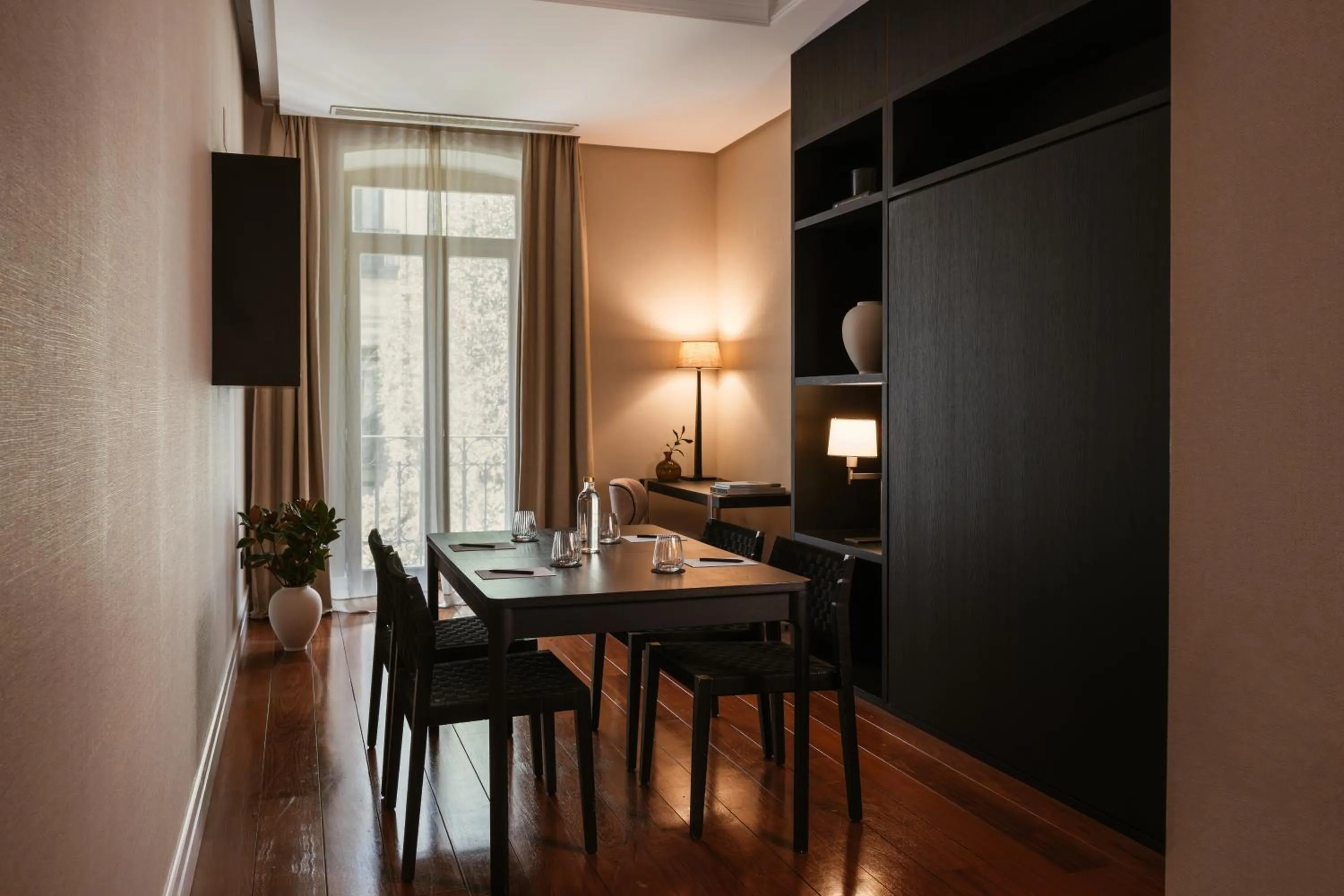 Business facilities in Hotel Único Madrid, Small Luxury Hotels