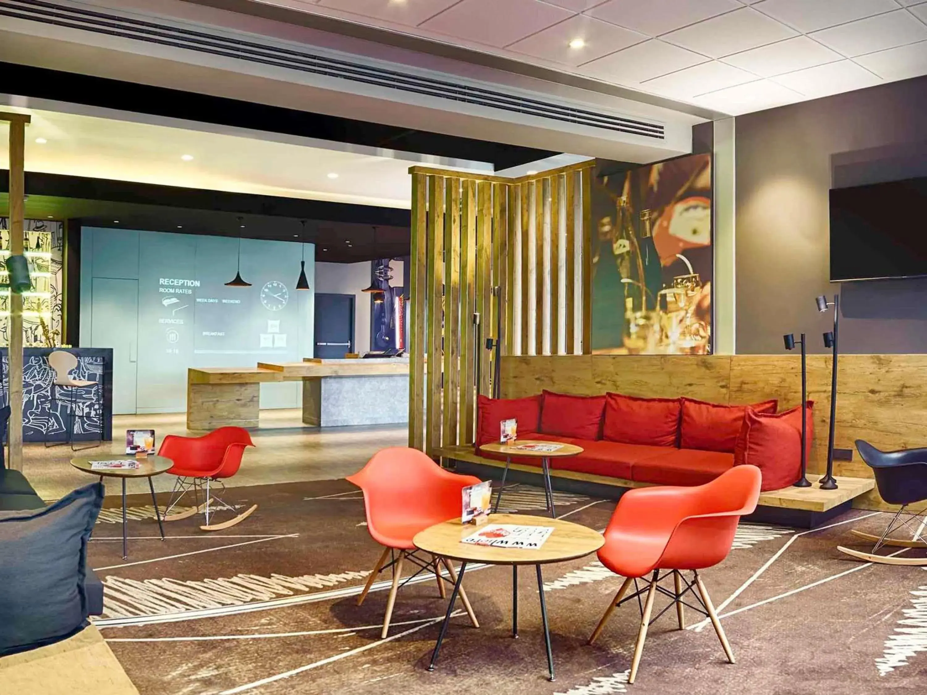 Lounge or bar in Ibis Istanbul Zeytinburnu Lounge or bar in Ibis Istanbul Zeytinburnu
