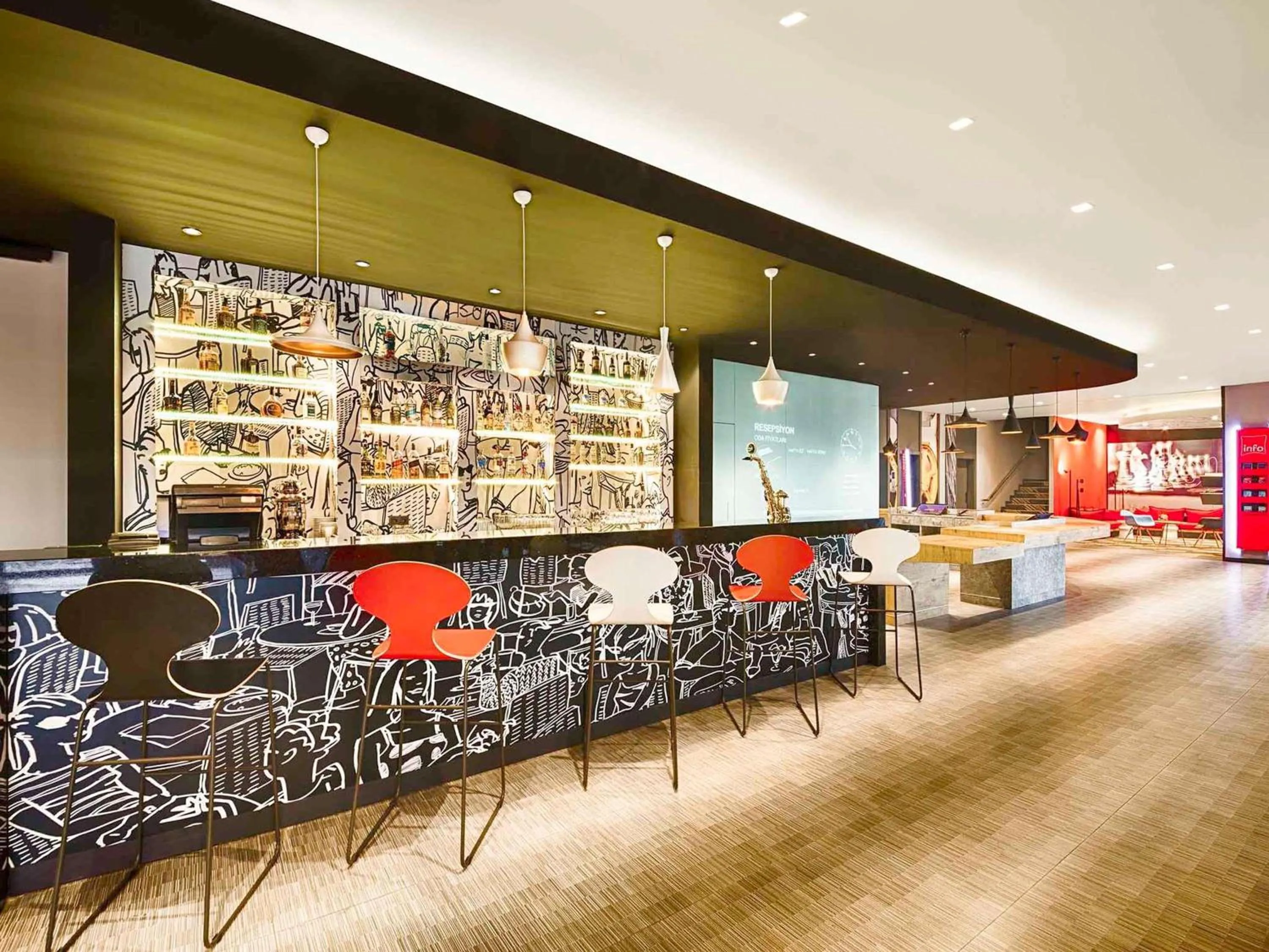 Lounge or bar in Ibis Istanbul Zeytinburnu