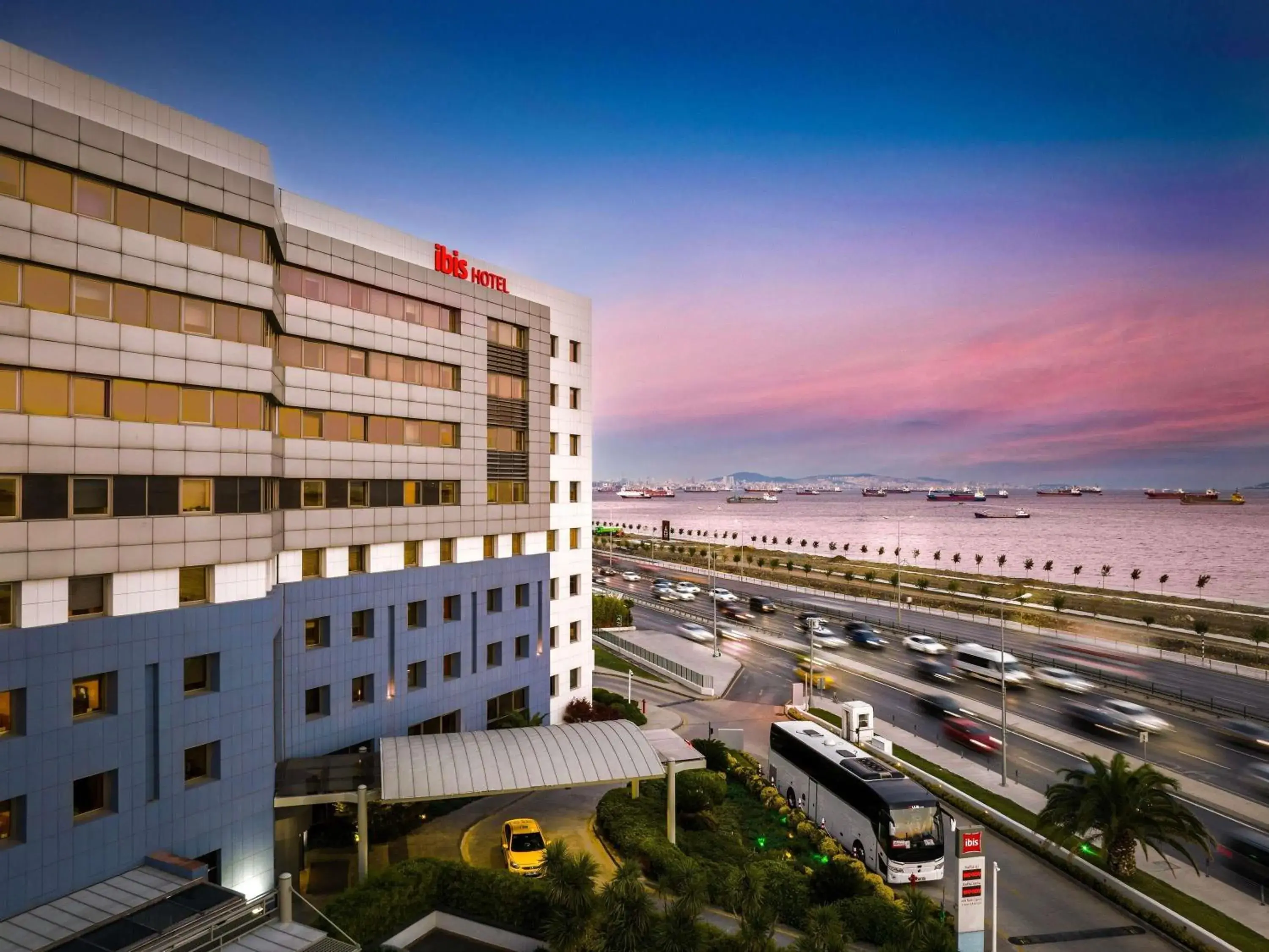 Bedroom in Ibis Istanbul Zeytinburnu Bedroom in Ibis Istanbul Zeytinburnu