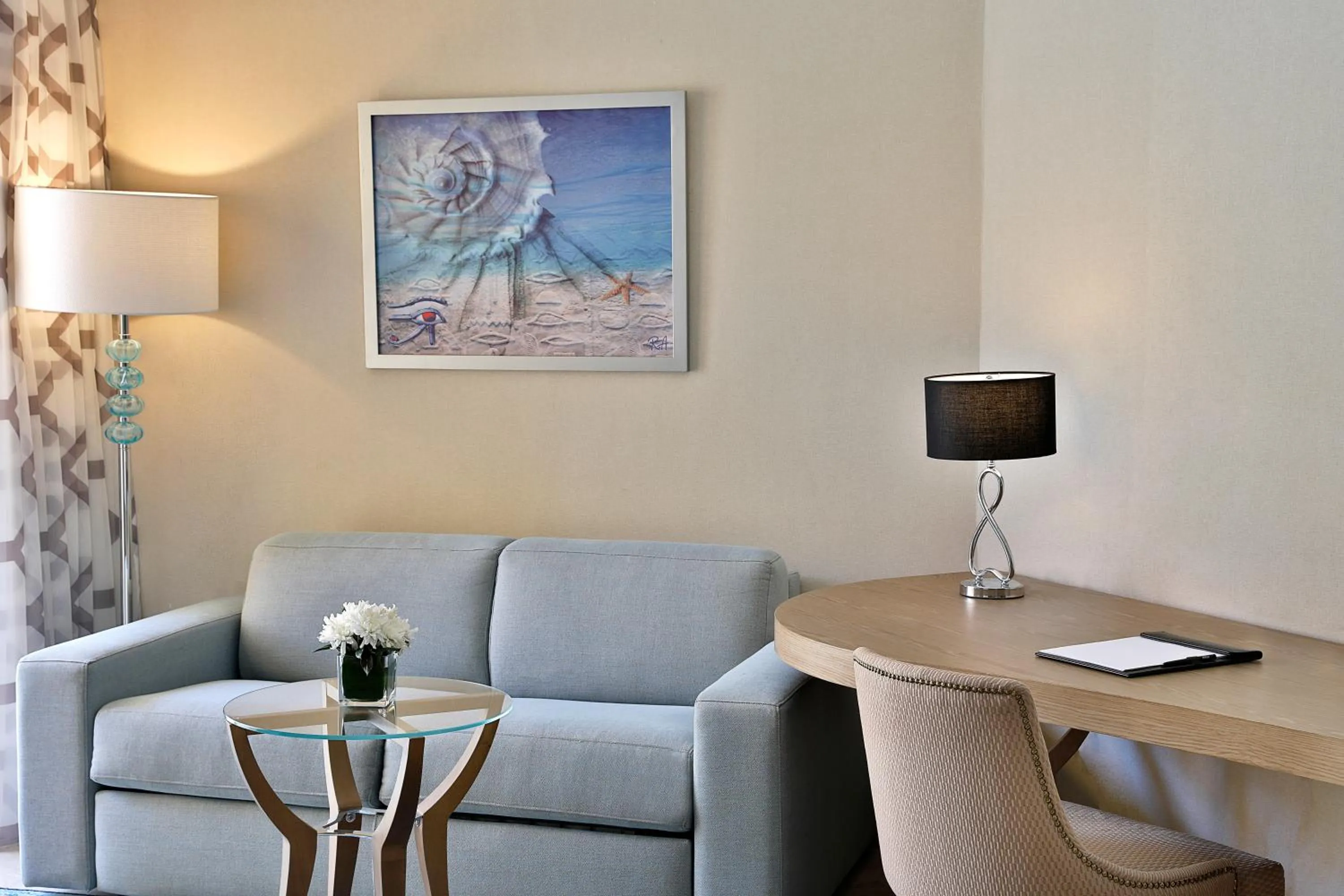 Seating area in Hilton Hurghada Plaza Hotel