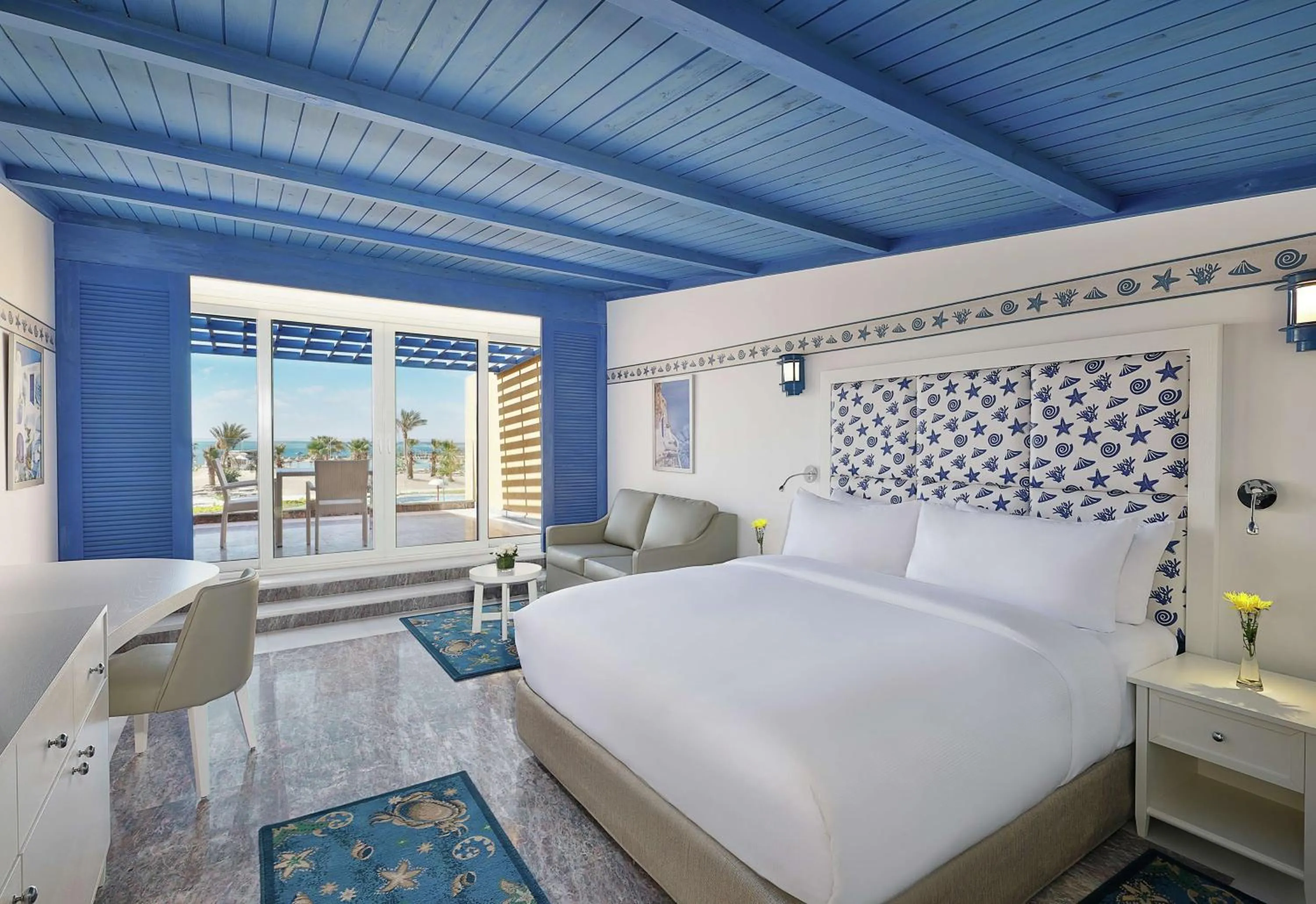 Bedroom, Bed in Hilton Hurghada Plaza Hotel