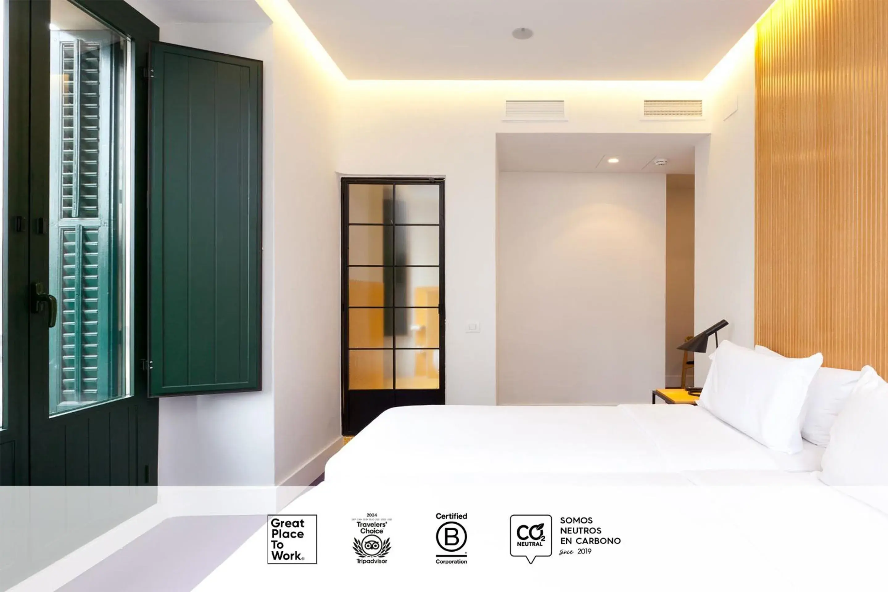 Photo of the whole room, Bed in SLEEP'N Atocha - B Corp Certified Photo of the whole room, Bed in SLEEP'N Atocha - B Corp Certified