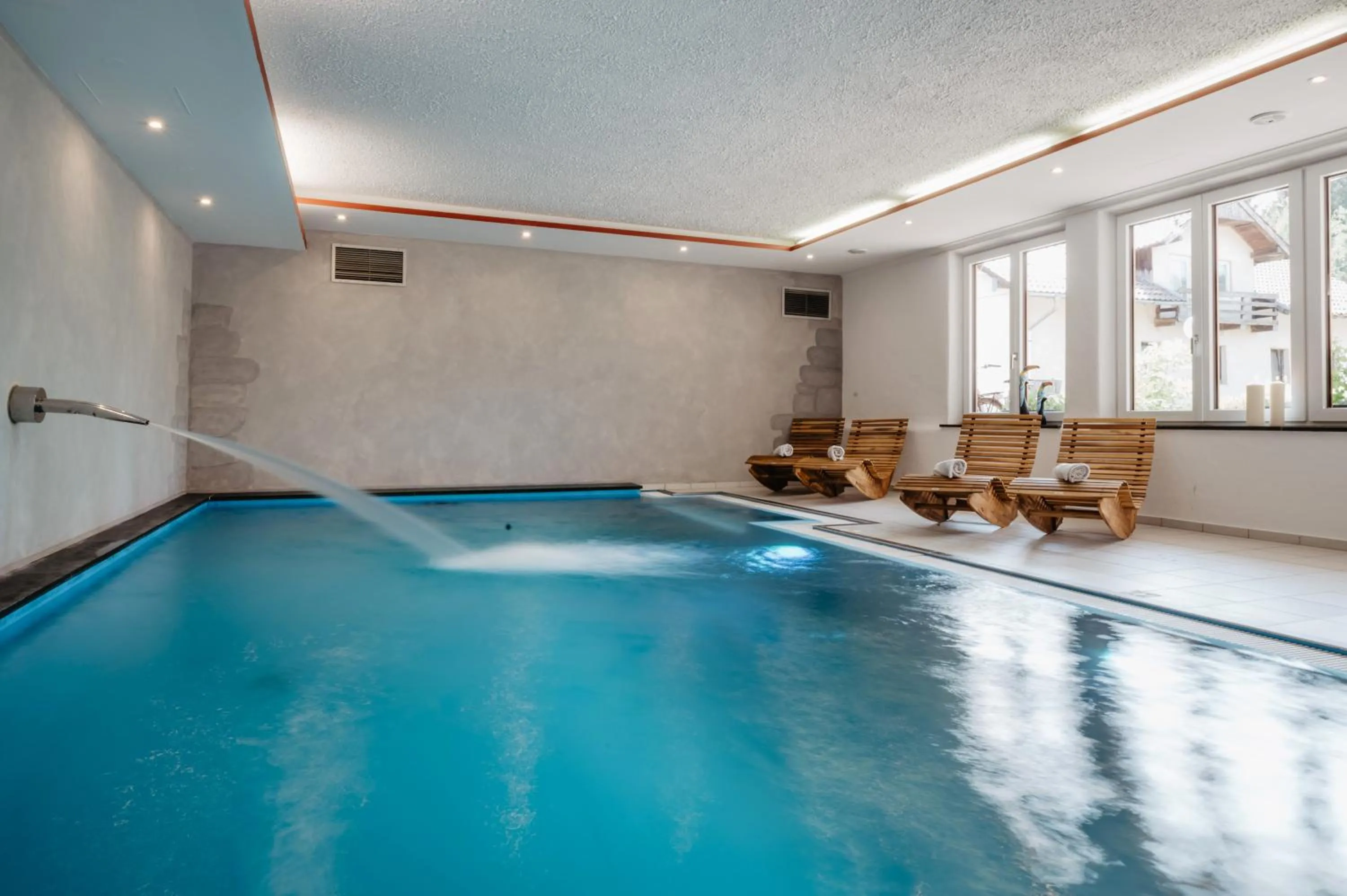 Swimming pool in Landhotel Neuhof