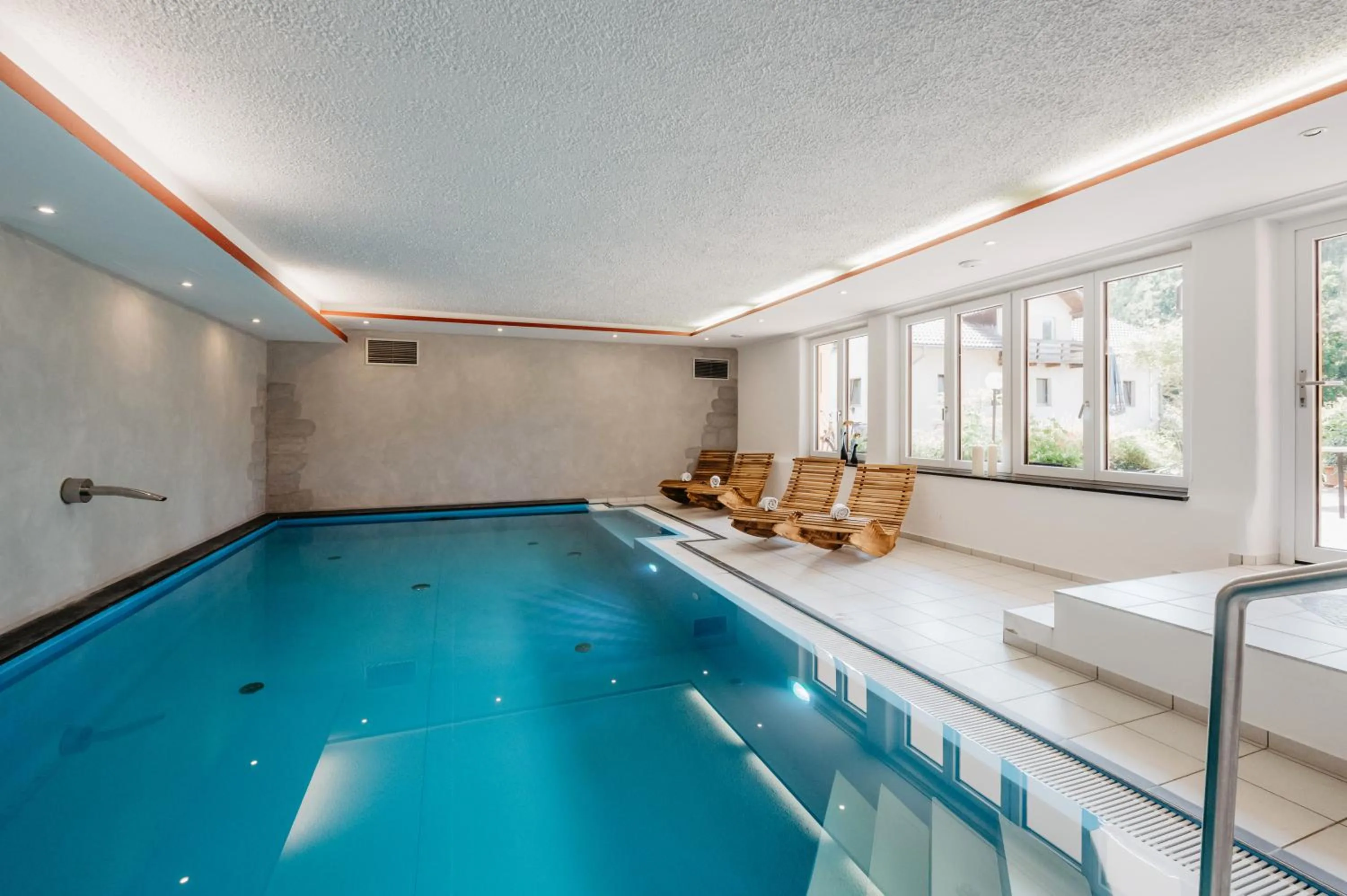 Swimming pool in Landhotel Neuhof