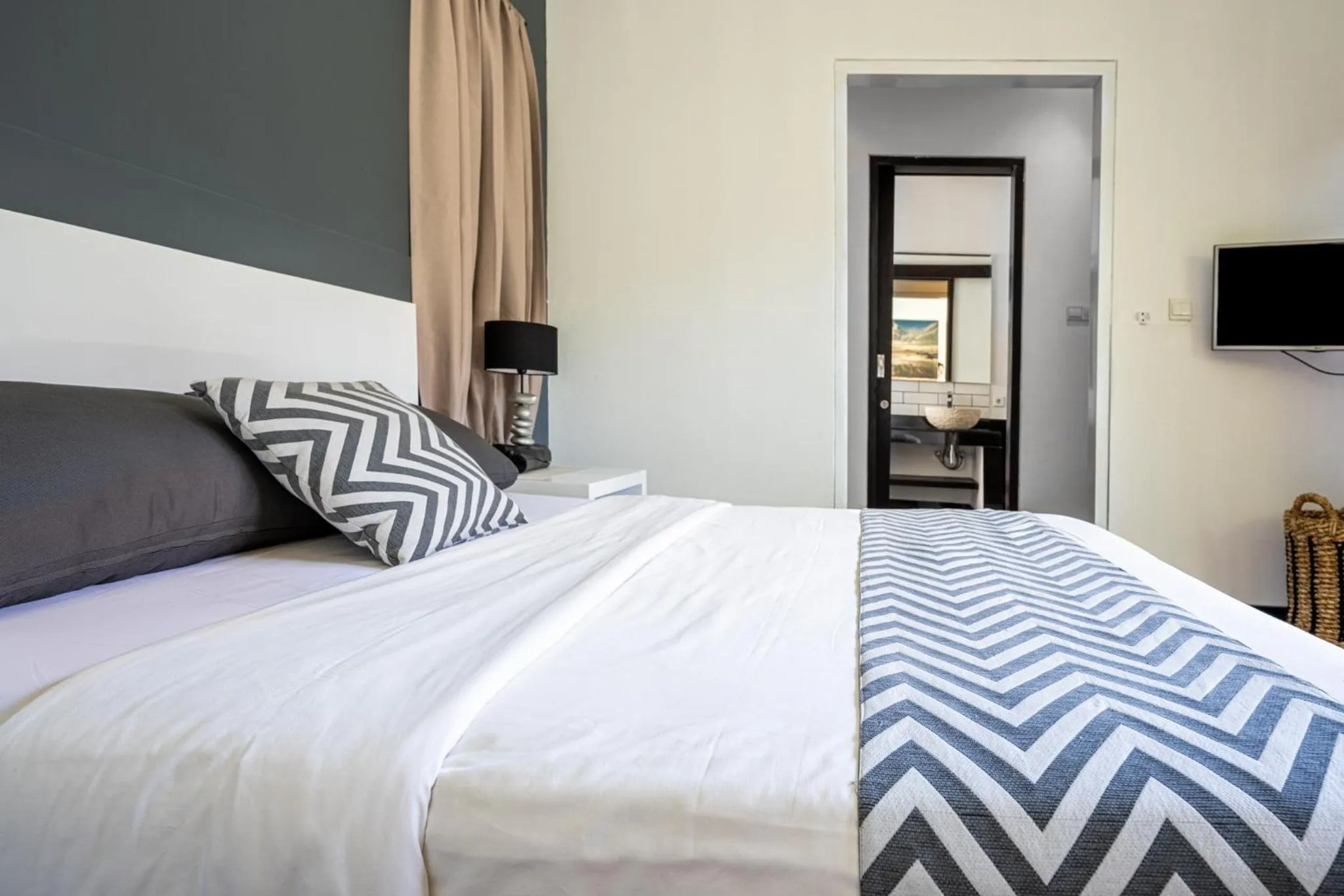 Bedroom, Bed in Jagaditha Villas