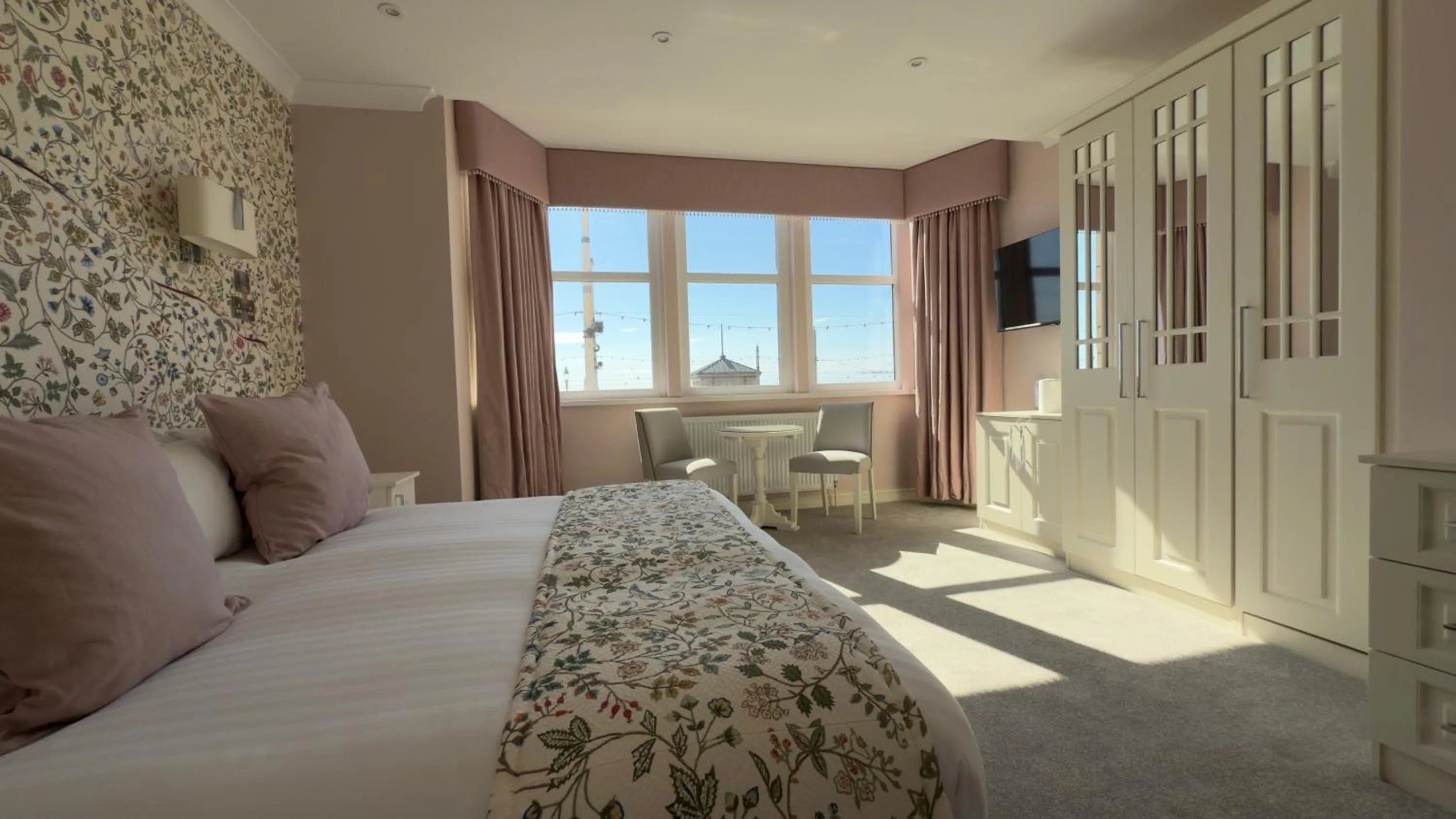 Photo of the whole room in Hotel Sheraton