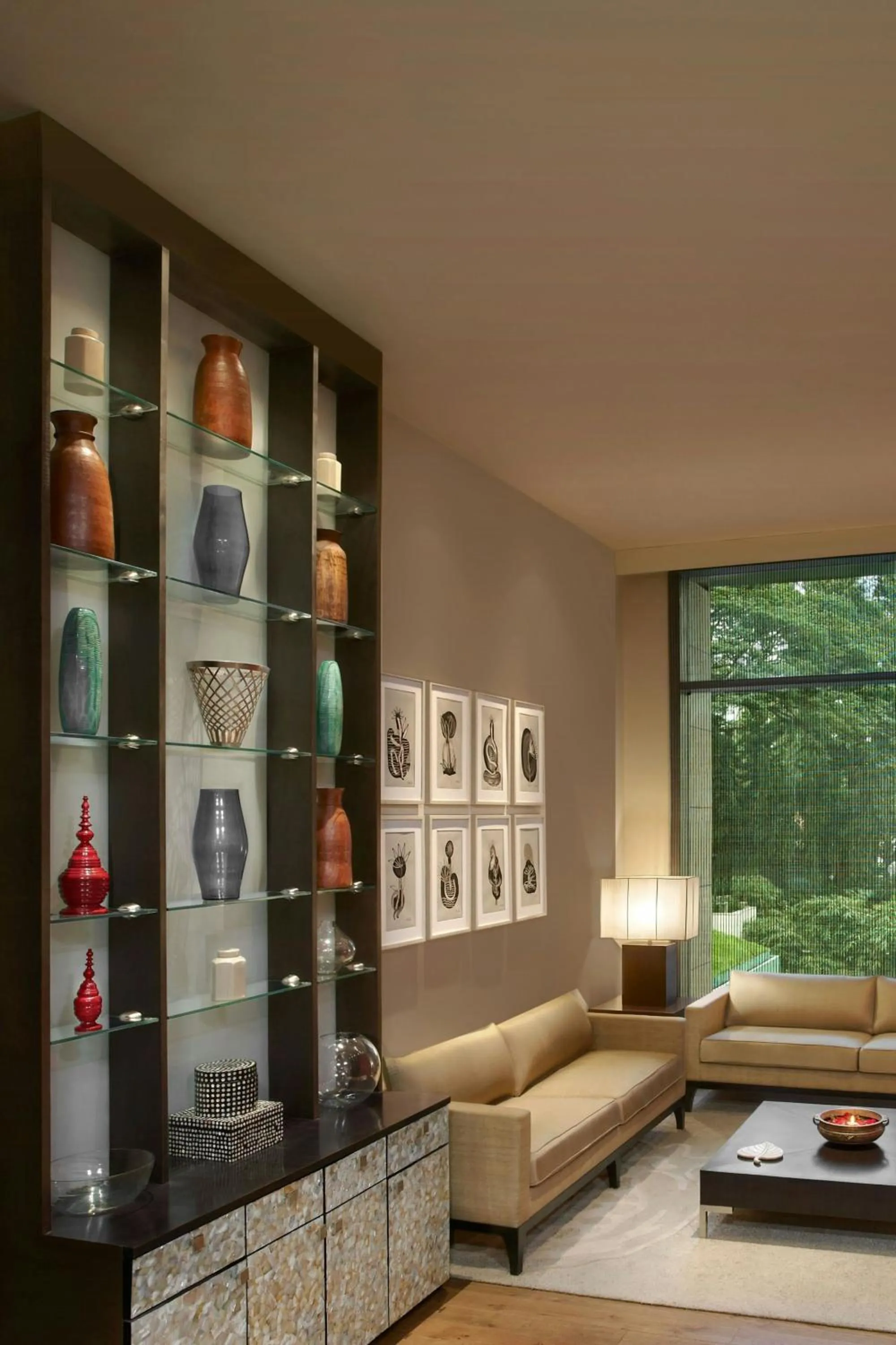 Lobby or reception in ITC Gardenia, a Luxury Collection Hotel, Bengaluru