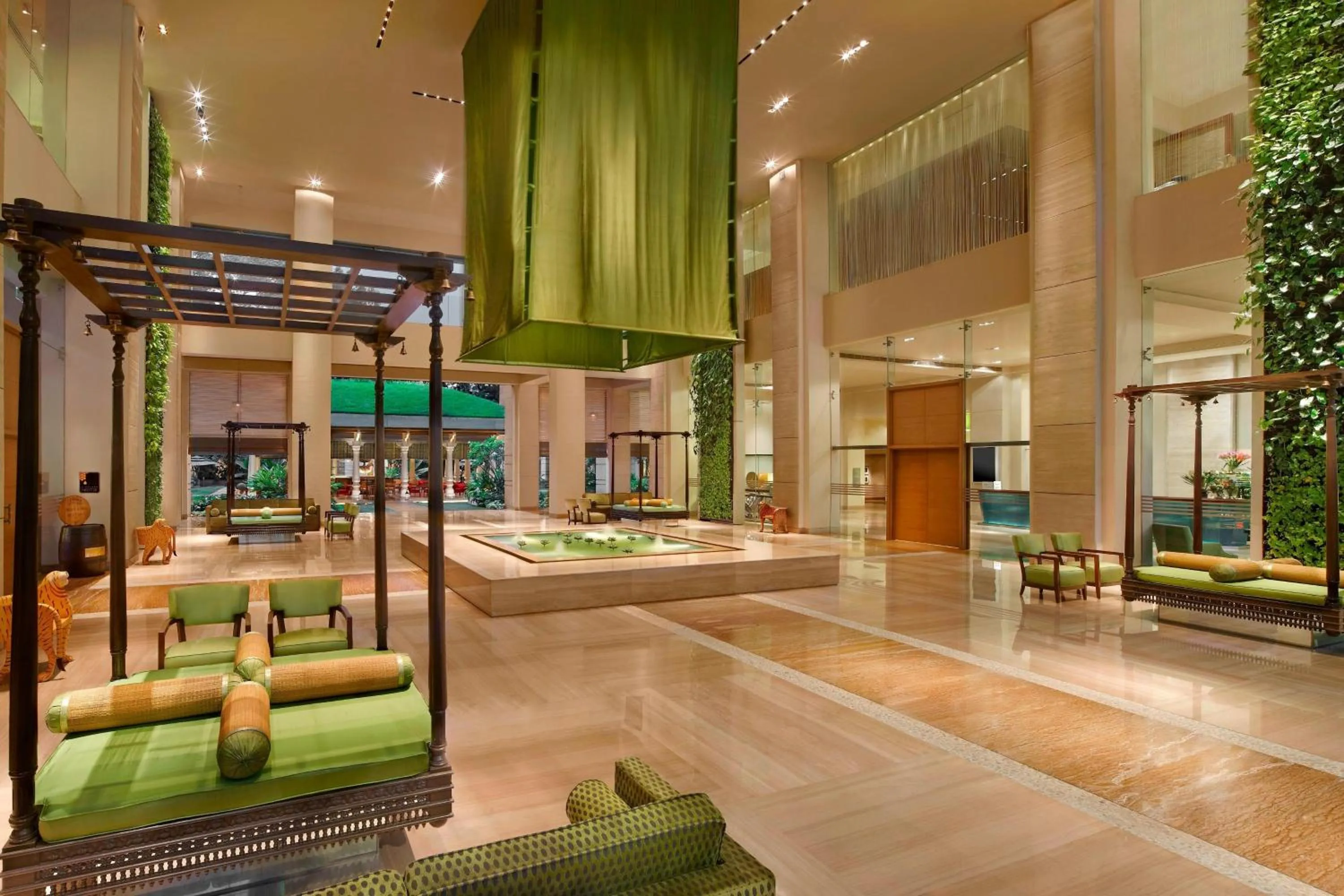 Lobby or reception in ITC Gardenia, a Luxury Collection Hotel, Bengaluru