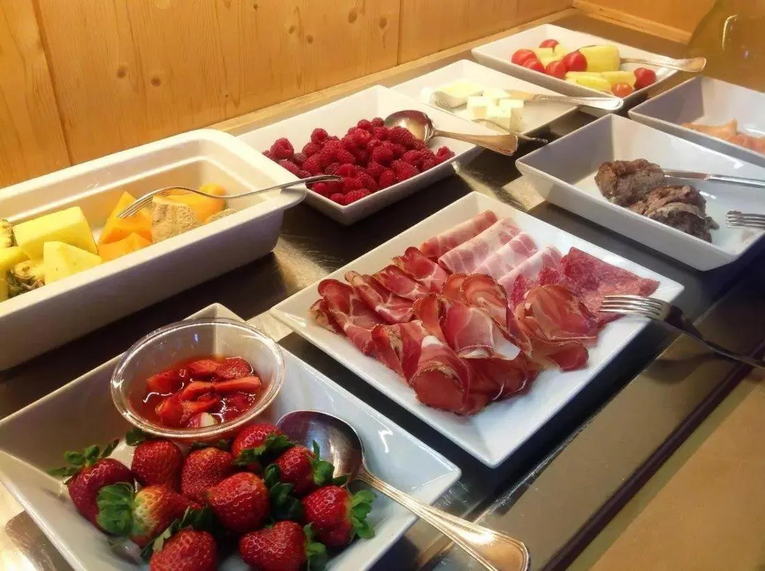 Breakfast in Hotel zum See