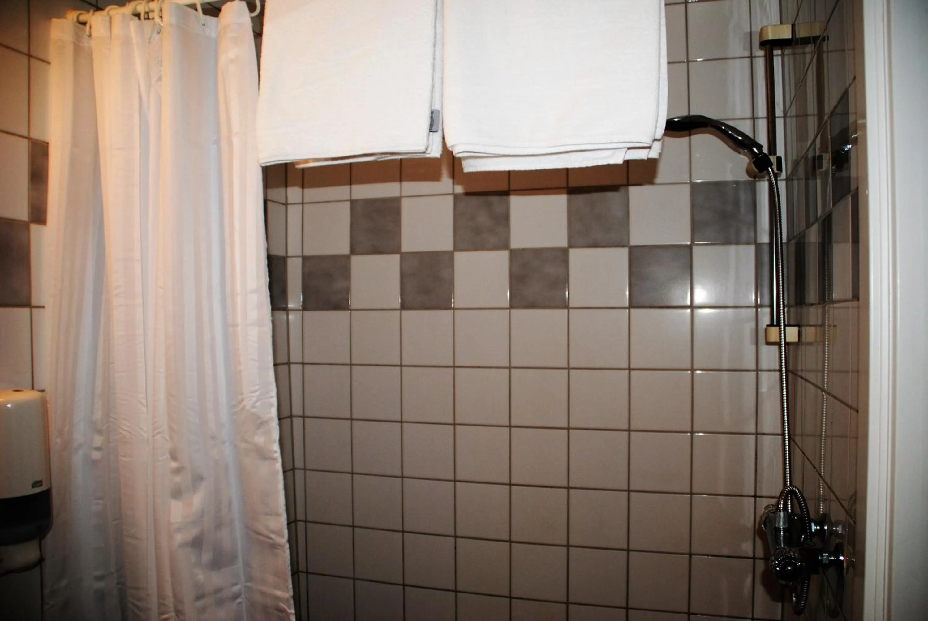 Shower in Hotell Vesterhavet